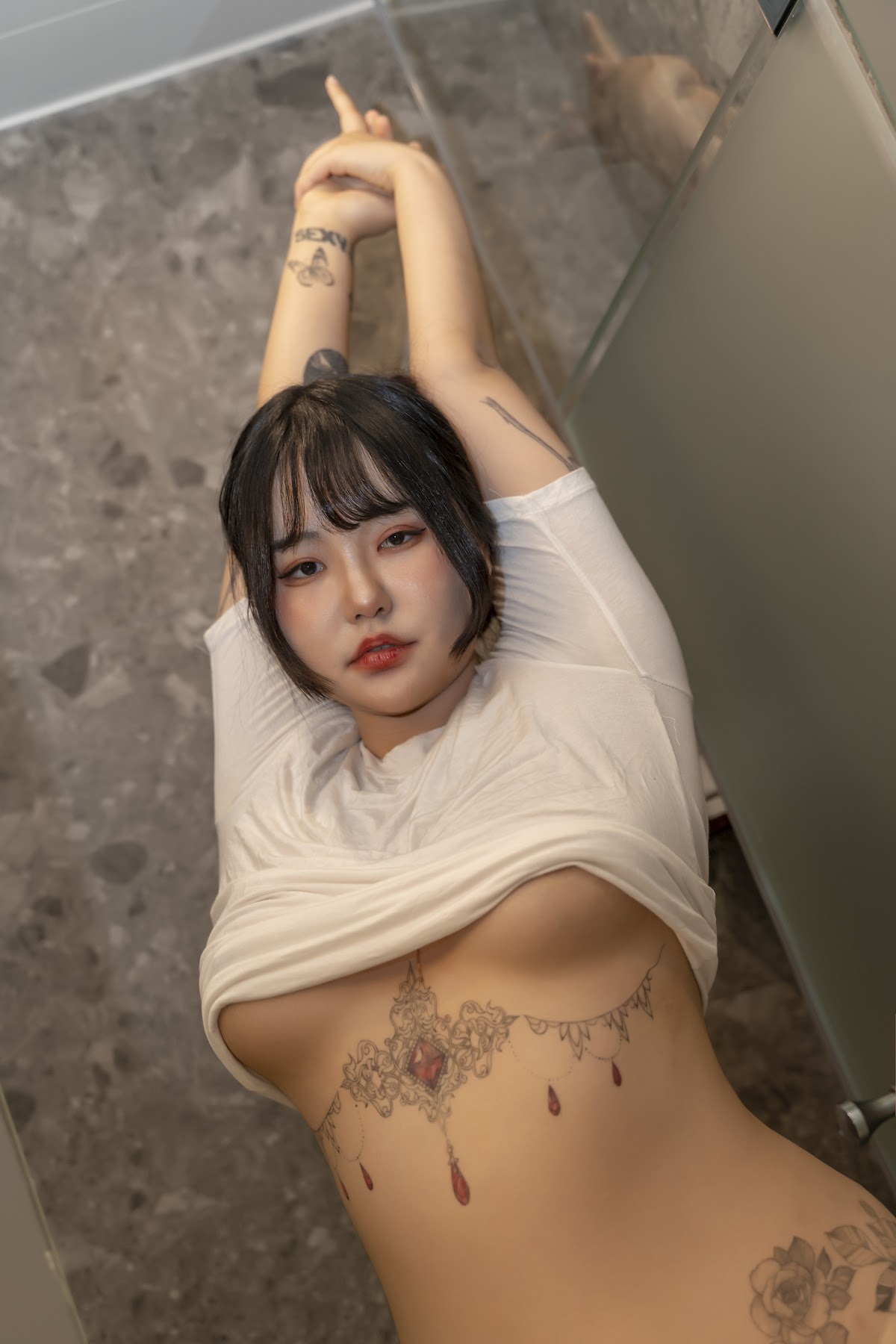 Jeon Bo-Yeon (전보연) – Motel - P48