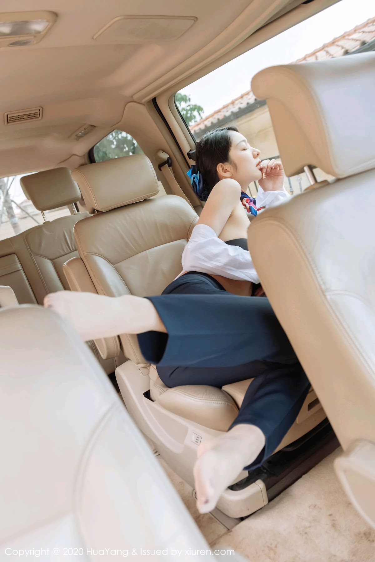 HuaYang Vol.248 Xiao Reba (Angela小热巴) - P19