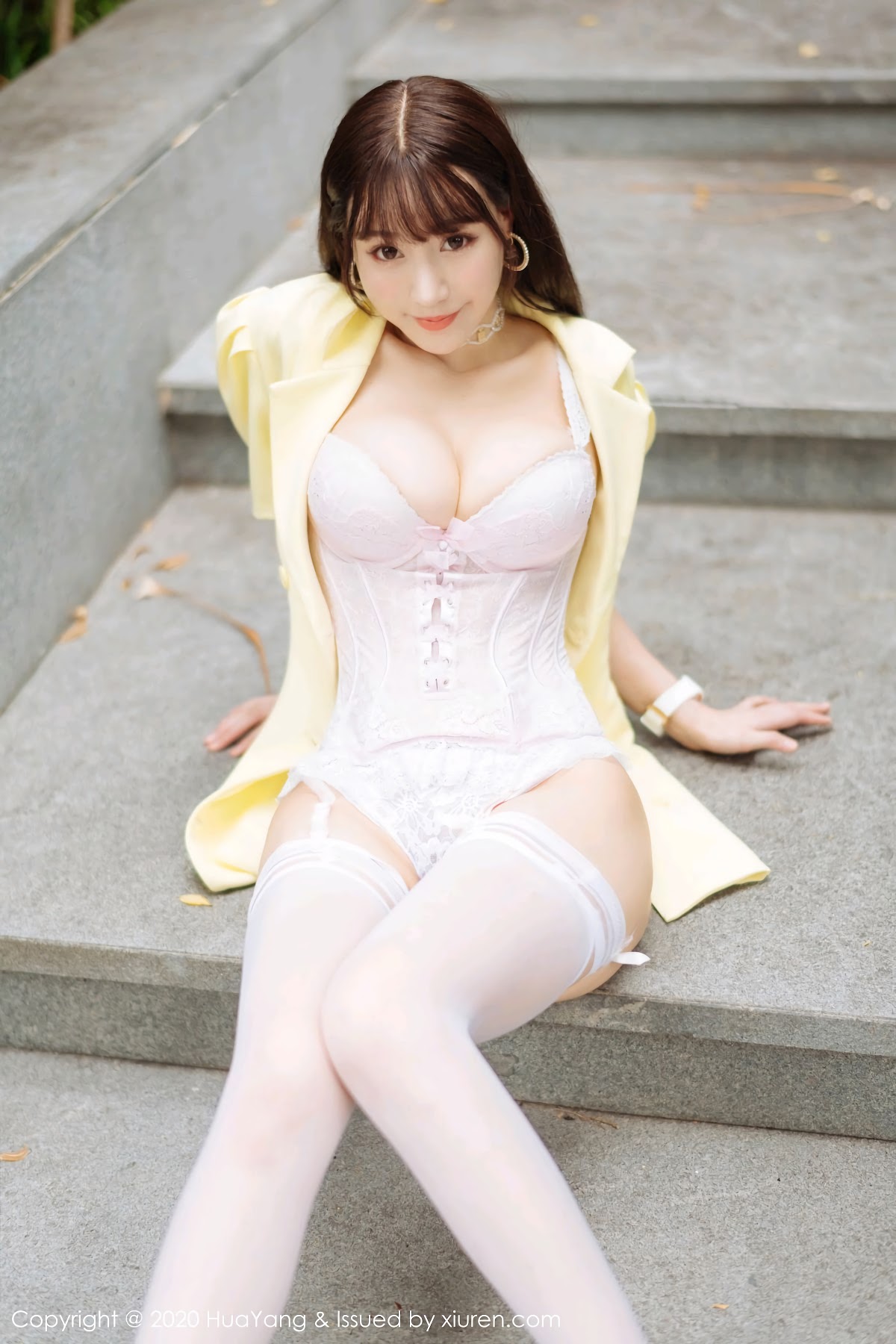 HuaYang Vol.261 Zhu Ke Er (朱可儿Flower) - P37