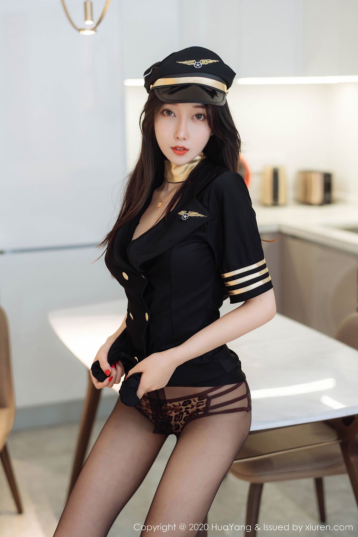 HuaYang Vol.269 玥儿玥er - P22