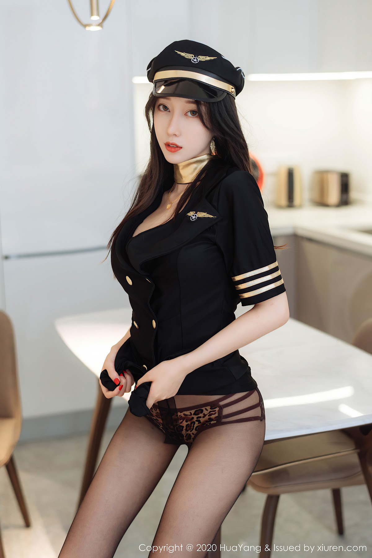 HuaYang Vol.269 玥儿玥er - P23