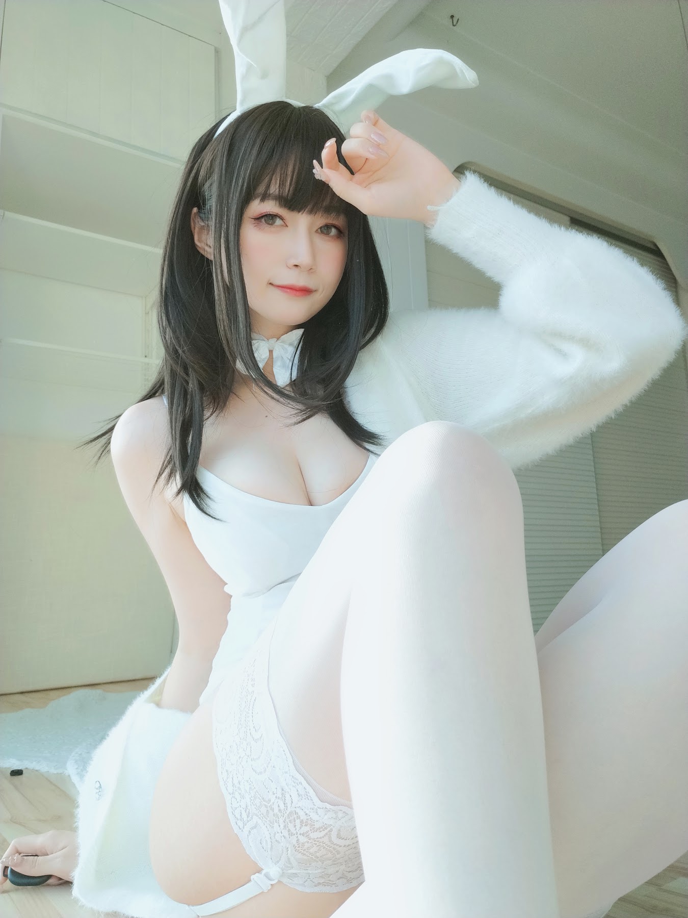 Coser@白银81 白丝兔子 - P14