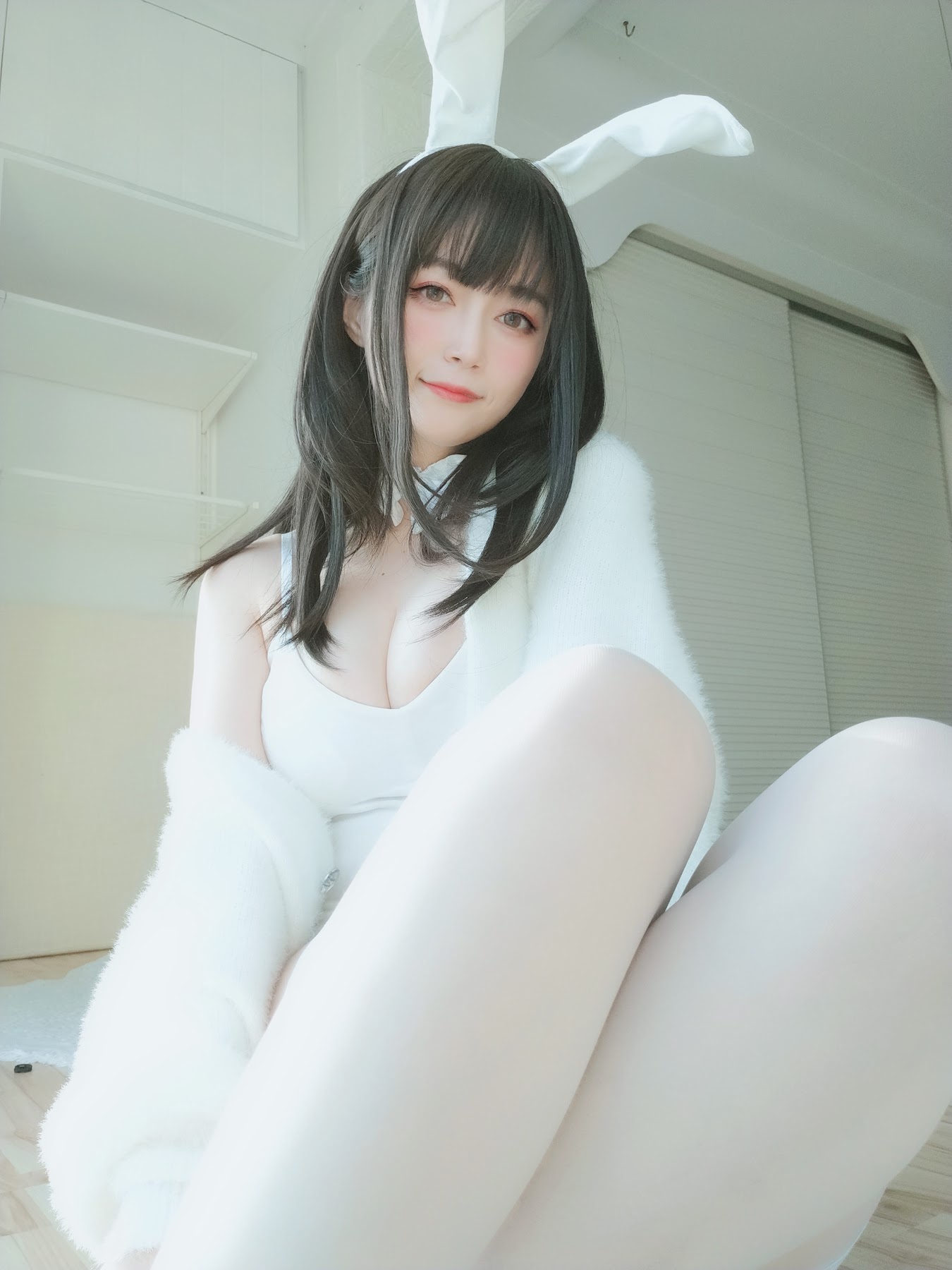 Coser@白银81 白丝兔子 - P16