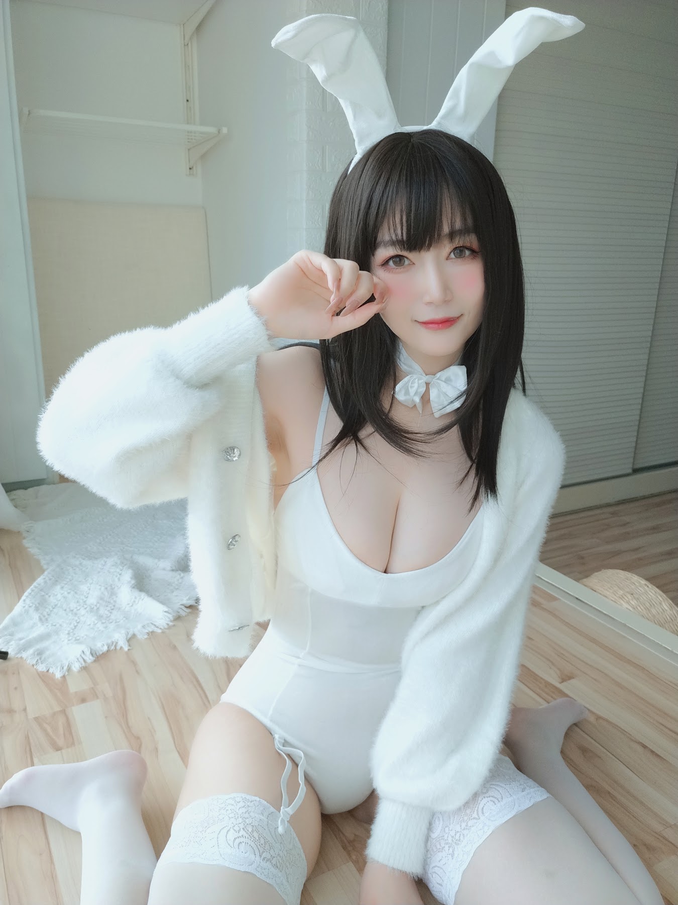 Coser@白银81 白丝兔子 - P31