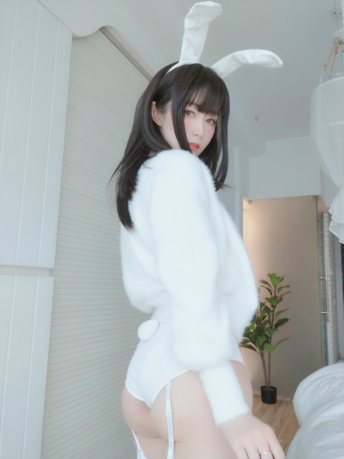 Coser@白银81 白丝兔子 - P51