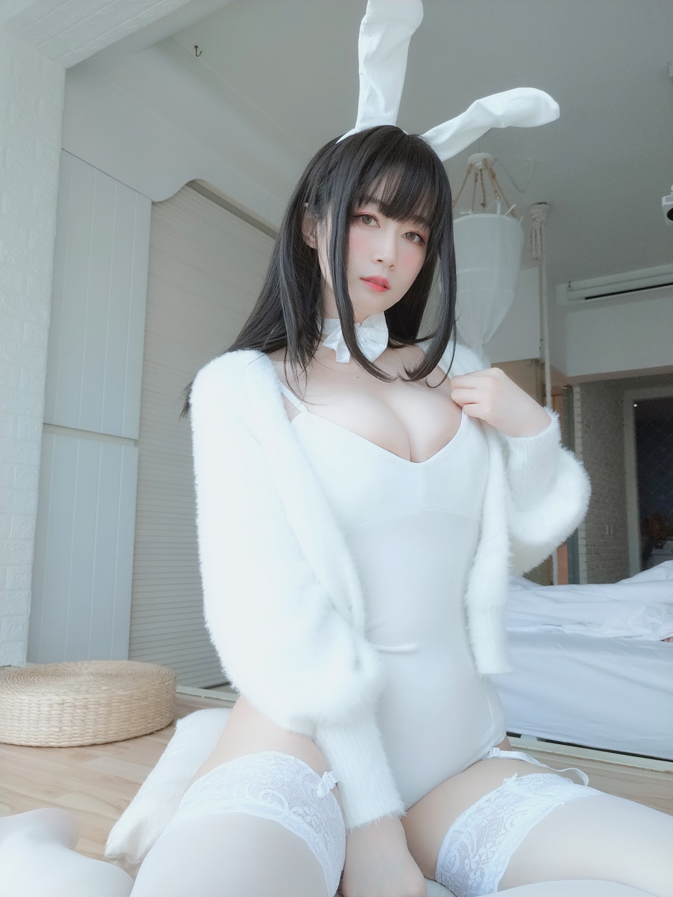 Coser@白银81 白丝兔子 - P78
