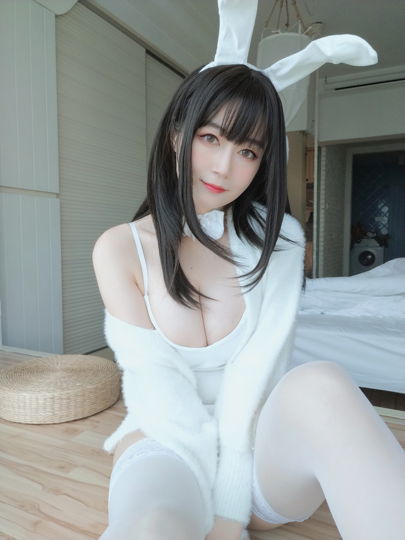 Coser@白银81 白丝兔子 - P89
