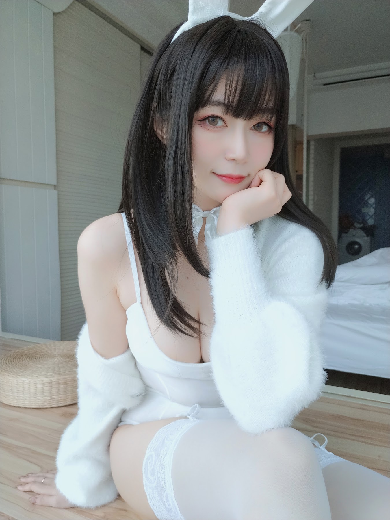 Coser@白银81 白丝兔子 - P91