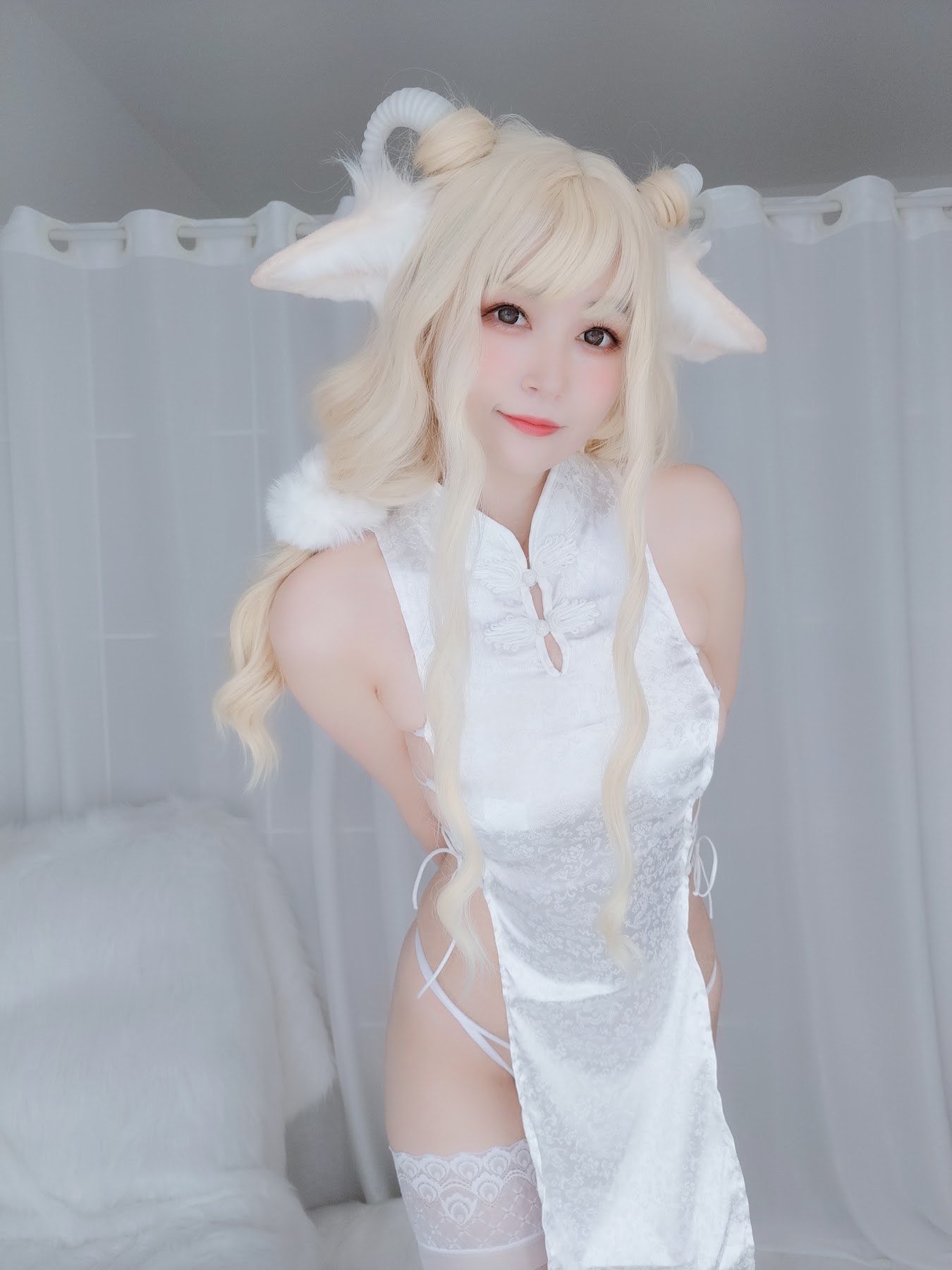 Coser@白银81 白旗袍 - P14