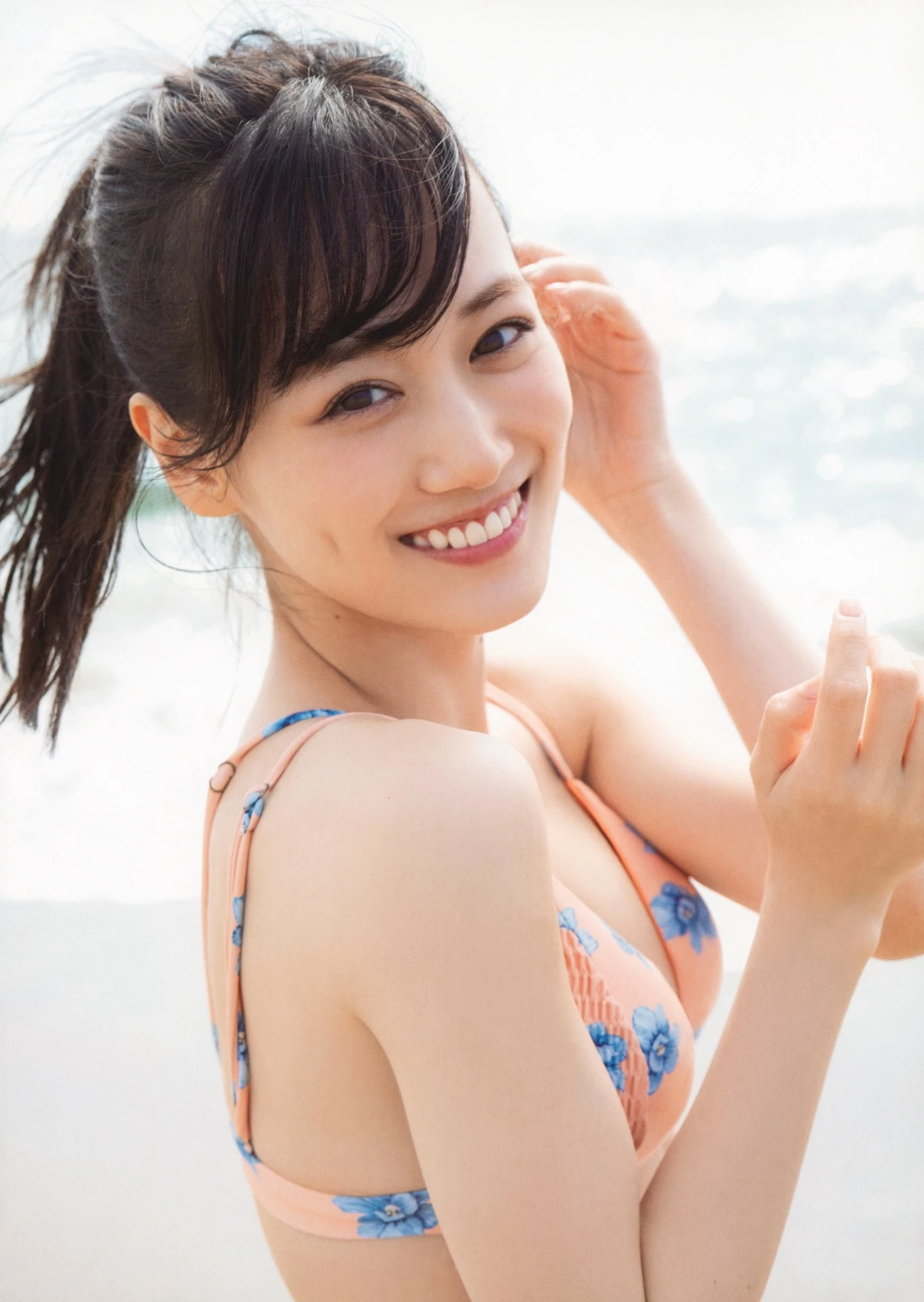 Mizuki Yamashita 山下美月, 2nd写真集 「ヒロイン」 Set.02 - P17