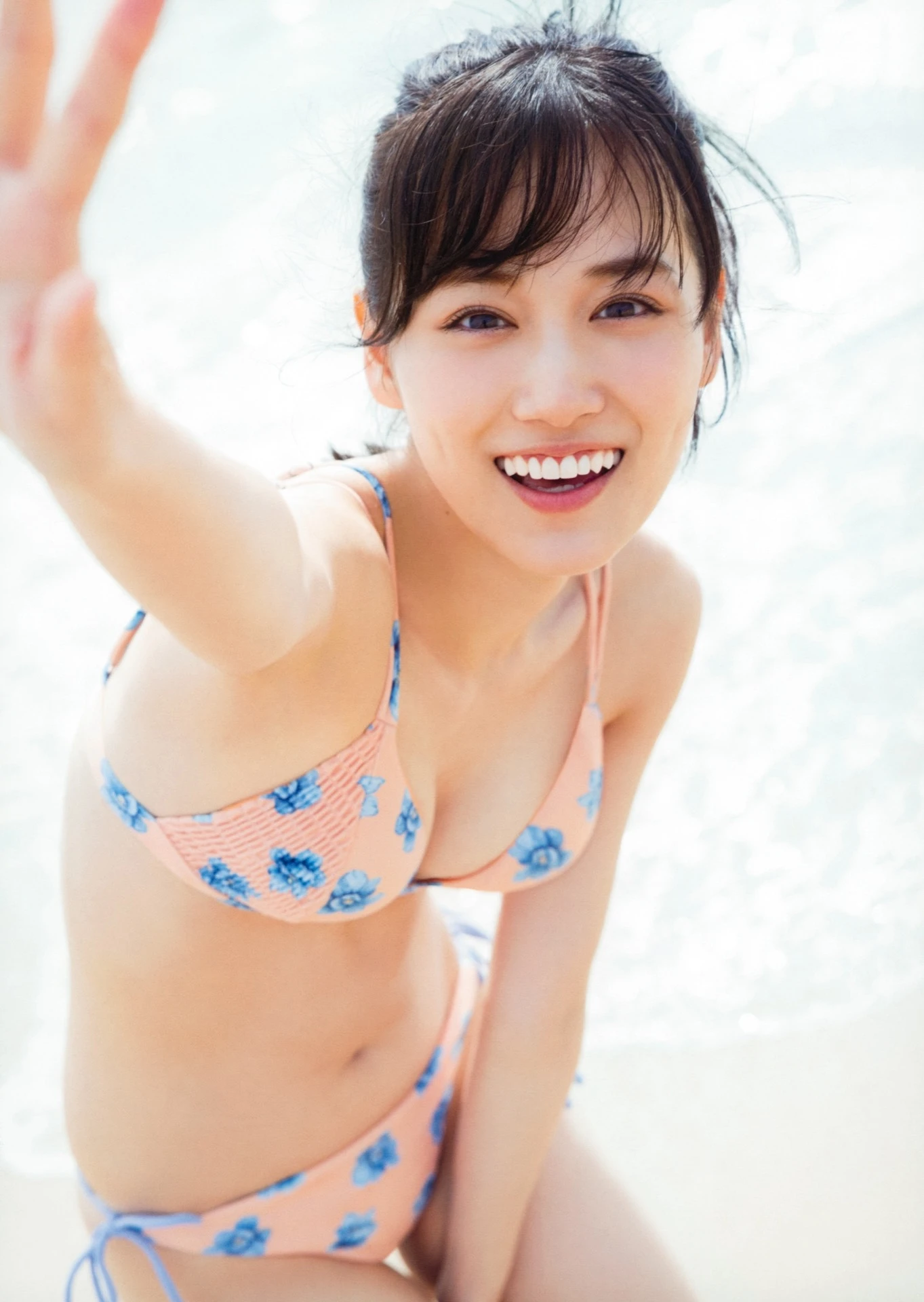 Mizuki Yamashita 山下美月, 2nd写真集 「ヒロイン」 Set.02 - P22