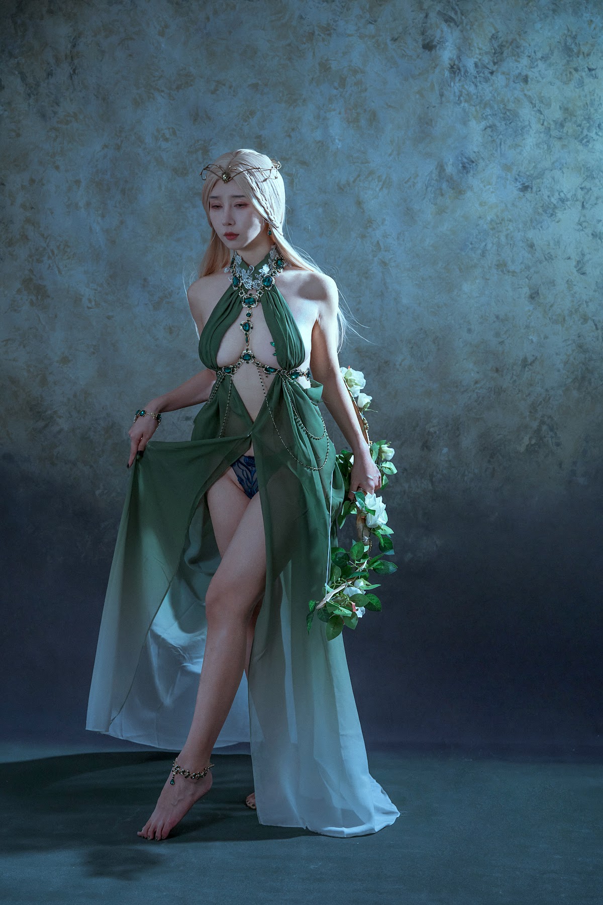 Coser@云溪溪 (Yunx1x1) Vol.037 奶桃 Malachite孔雀石 - P4