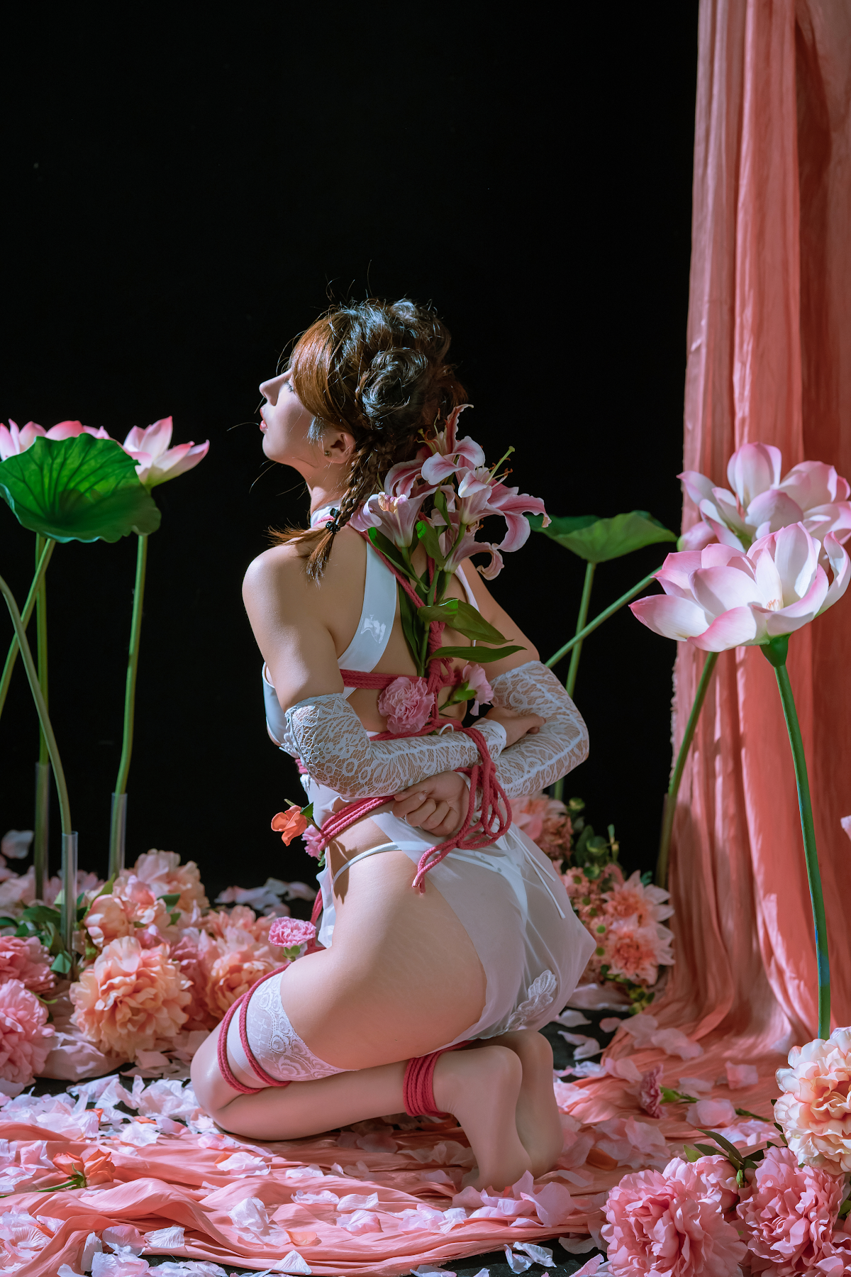 Coser@云溪溪 (Yunx1x1) Vol.060 奶桃桃 月 - P29