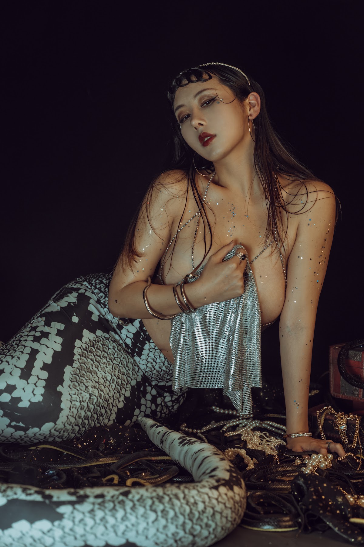 Coser@云溪溪 (Yunx1x1) Vol.002 蛇姬 - P32