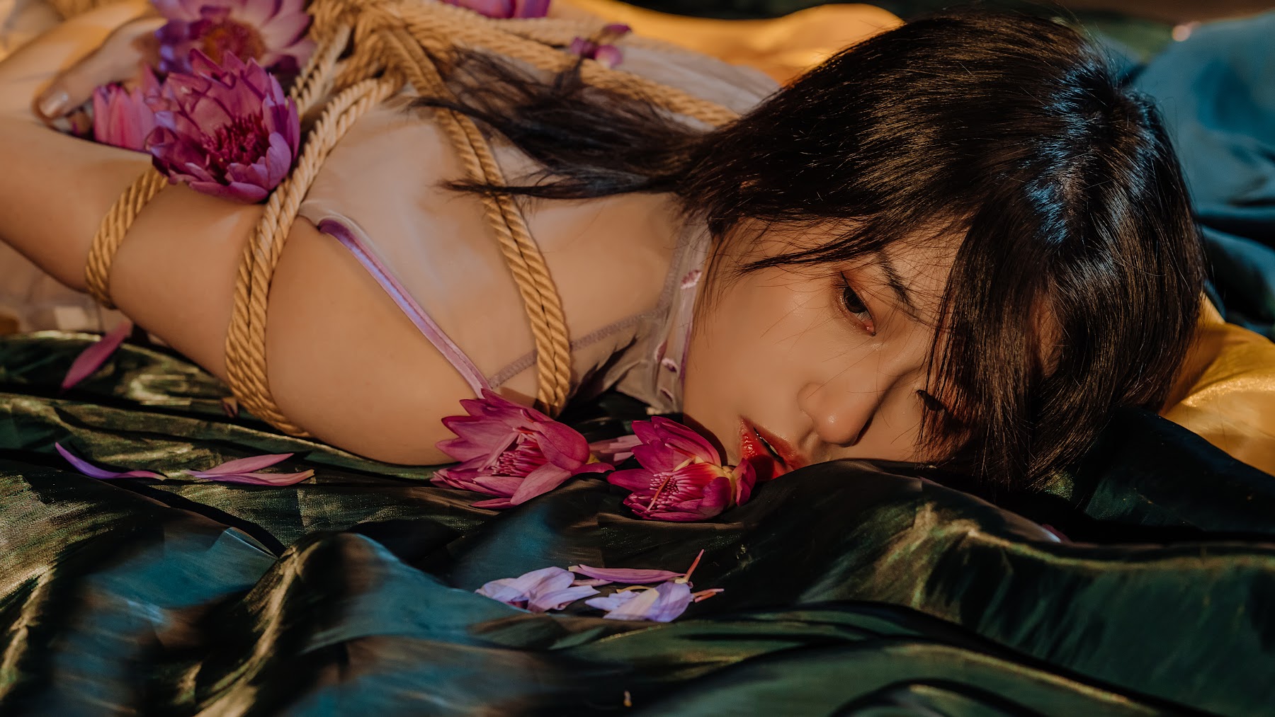 Coser@云溪溪 (Yunx1x1) Vol.007 花与绳 - P38