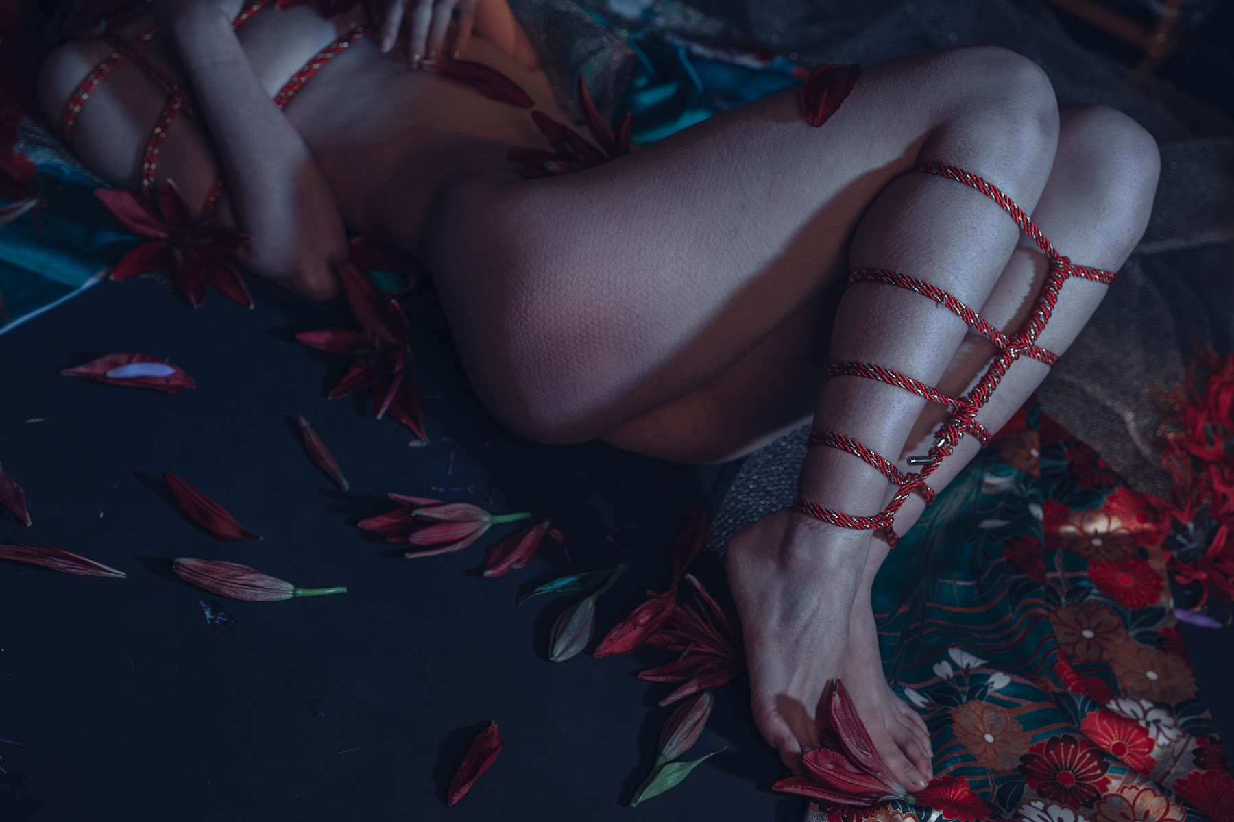 Coser@云溪溪 (Yunx1x1) Vol.007 花与绳 - P4