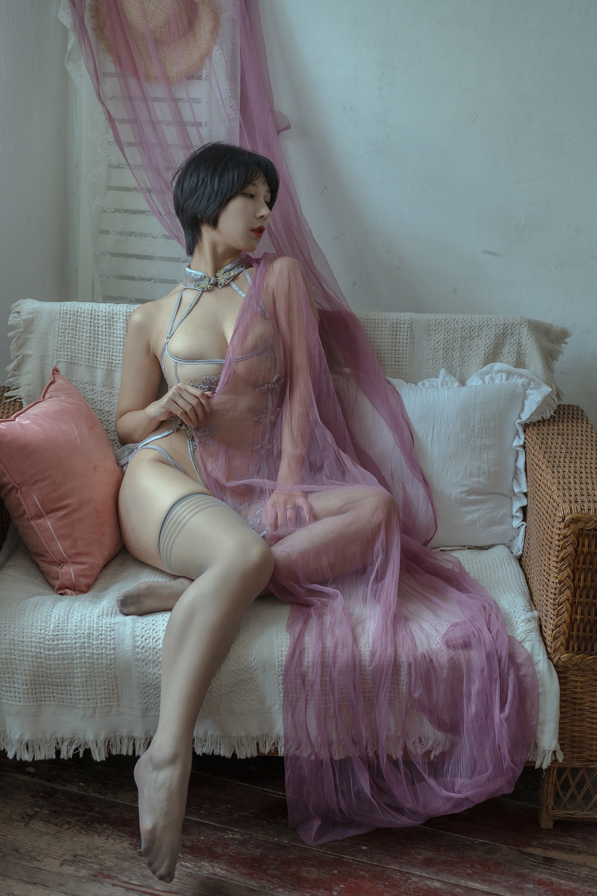 Coser@云溪溪 (Yunx1x1) Vol.042 奶桃 N46旗袍合集 - P49