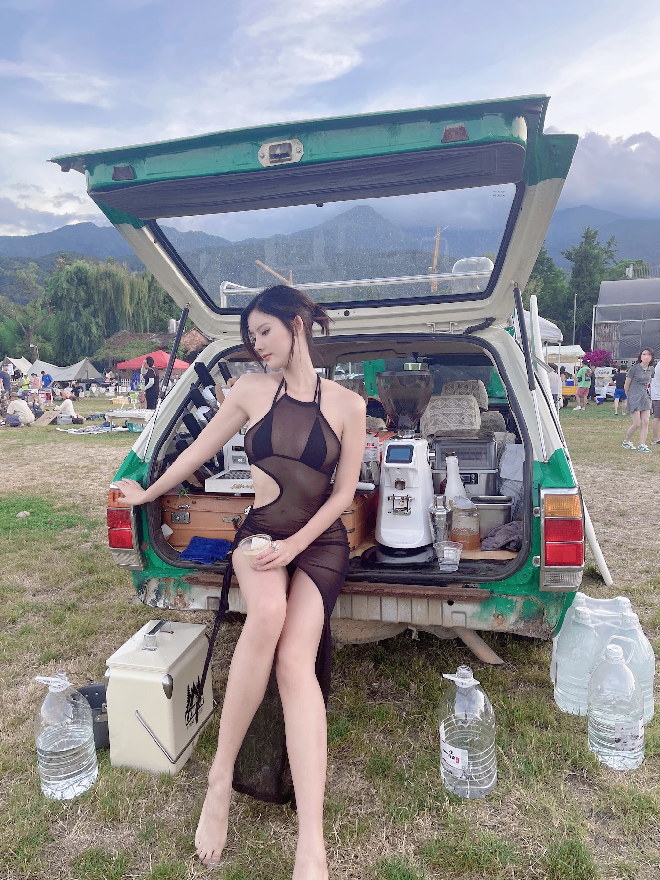 Jiu Shi A Zhu A (就是阿朱啊) – 好多人拍我，一起玩吧 - P9