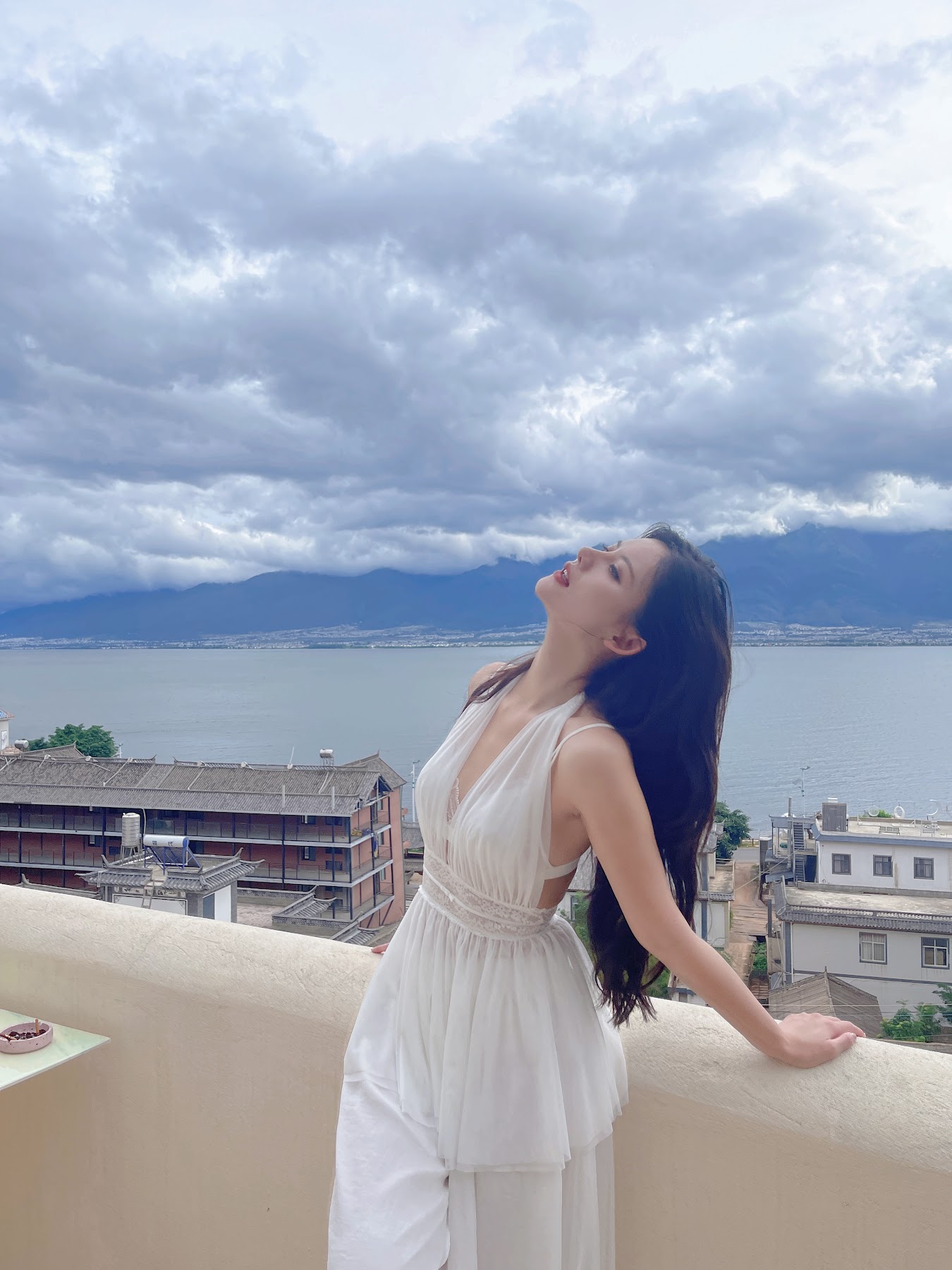 Jiu Shi A Zhu A (就是阿朱啊) – 撩开裙子 - P18