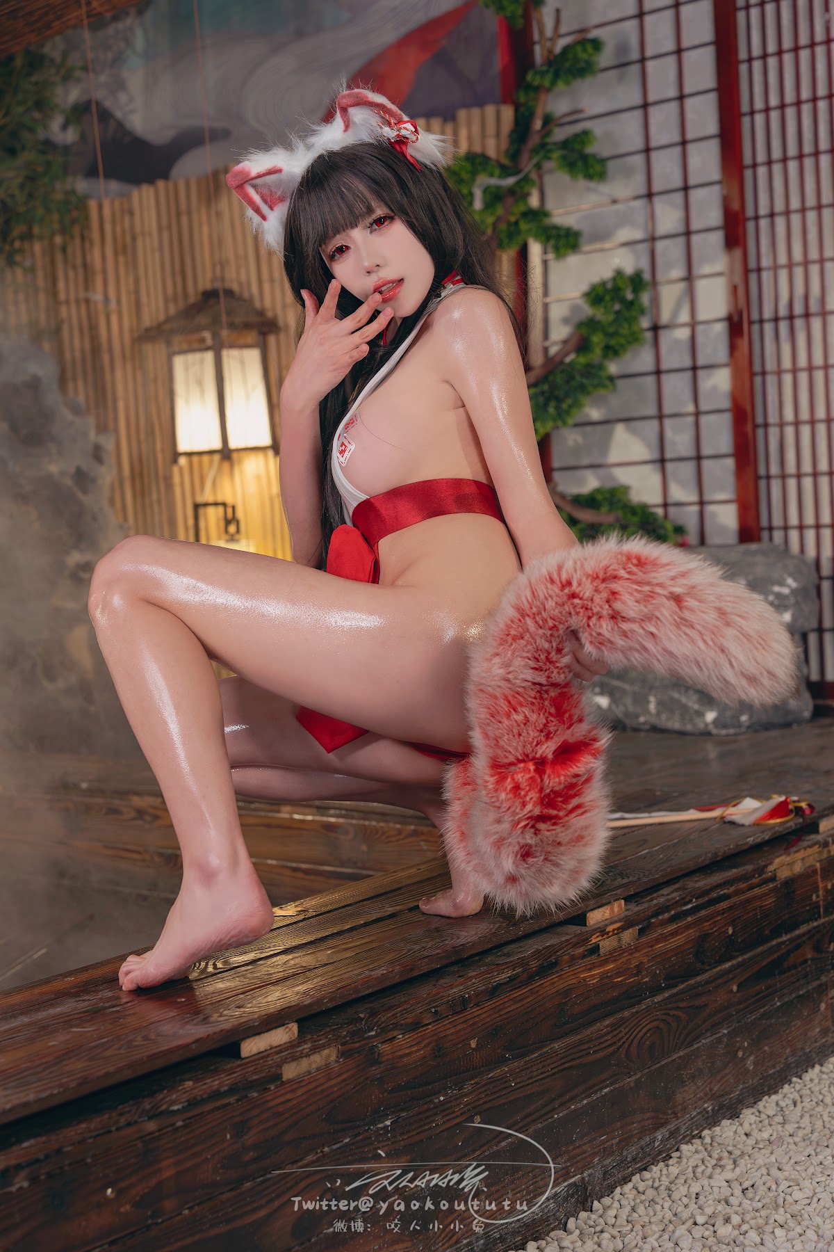 Coser@黏黏团子兔 – 狐之灵梦 Roly Poly - P25