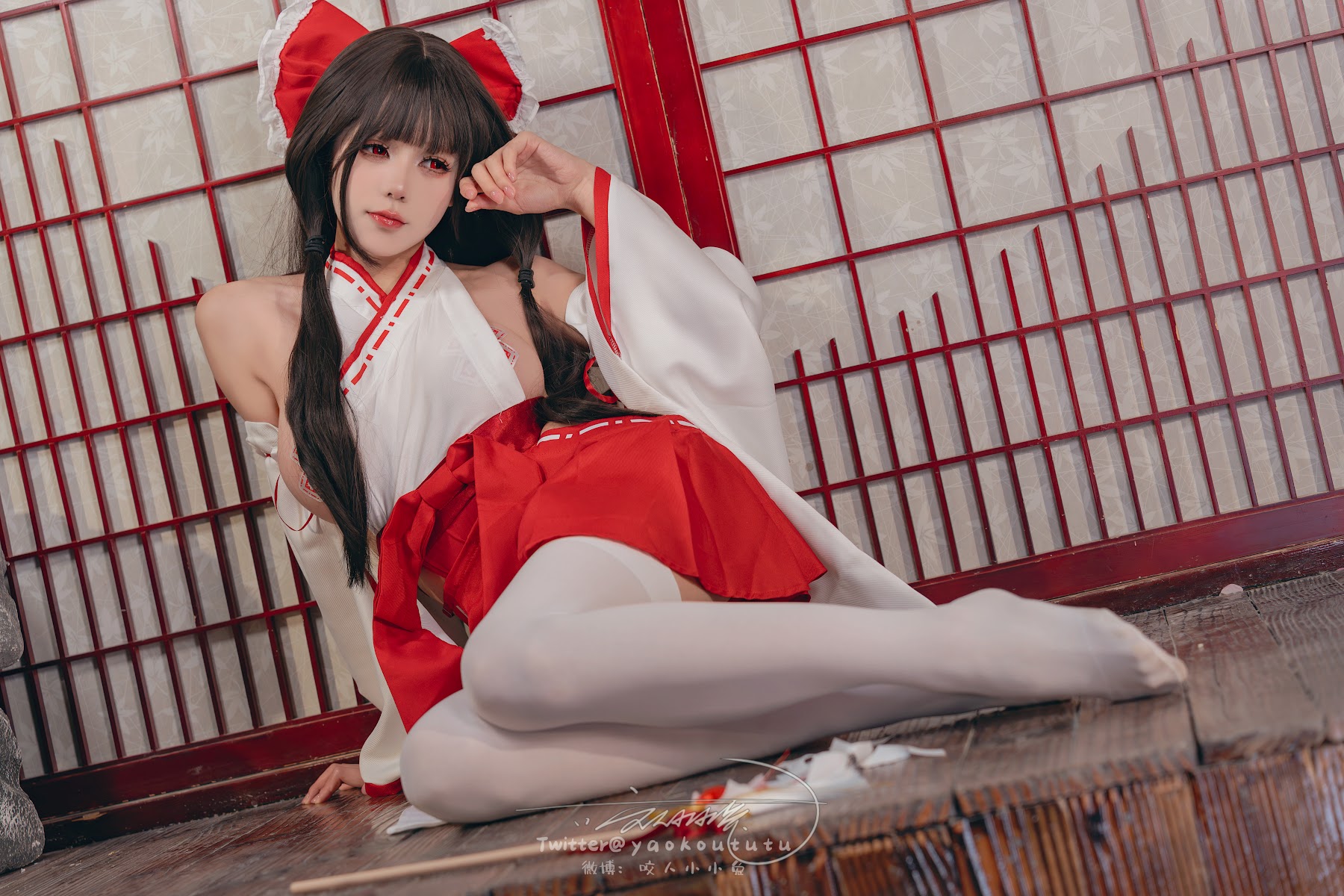 Coser@黏黏团子兔 – 狐之灵梦 Roly Poly - P3