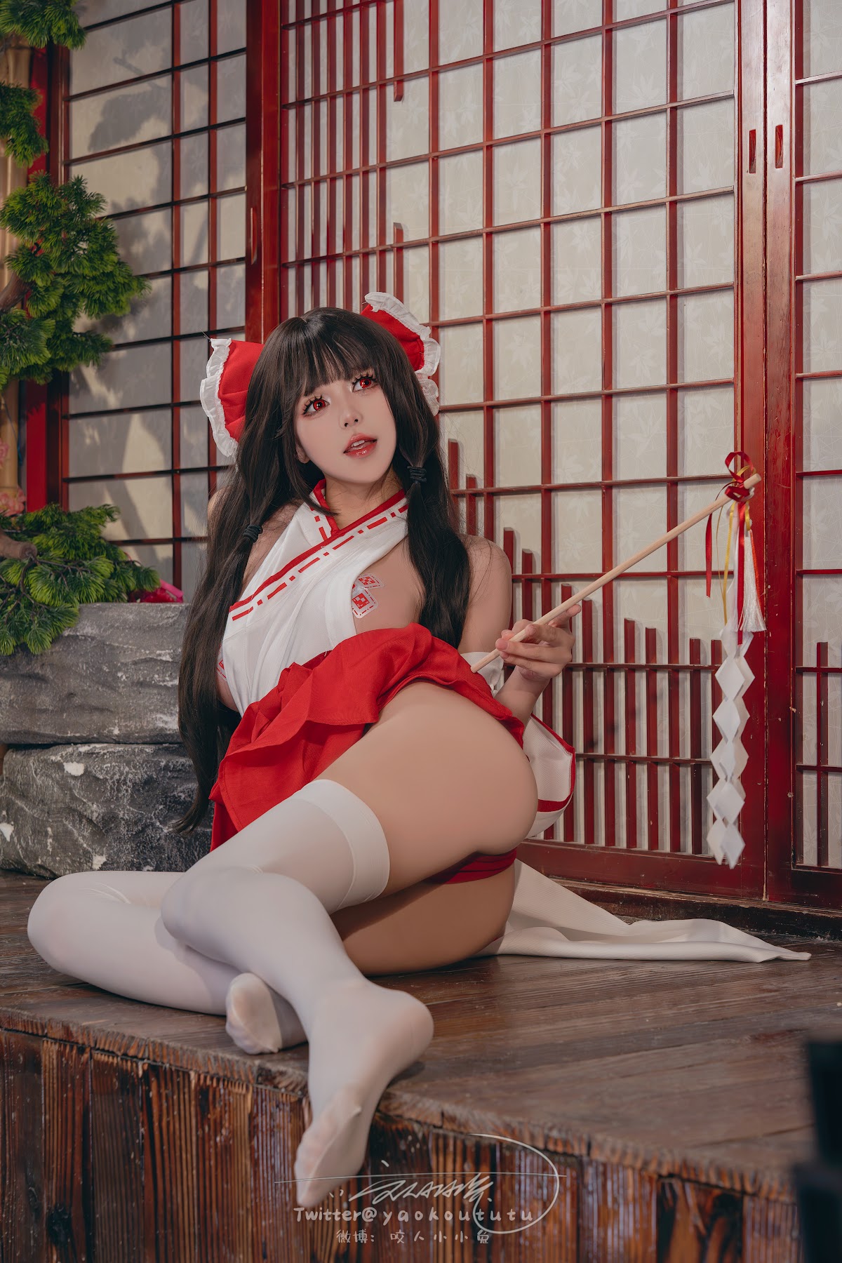 Coser@黏黏团子兔 – 狐之灵梦 Roly Poly - P6