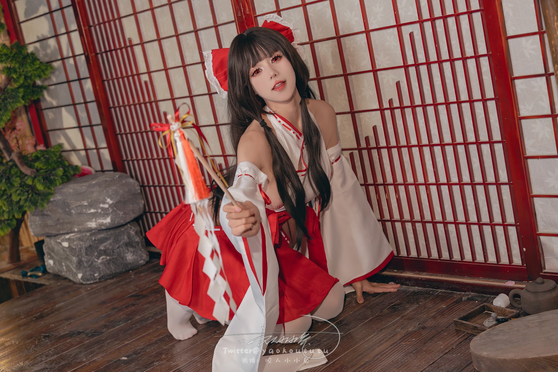Coser@黏黏团子兔 – 狐之灵梦 Roly Poly - P70