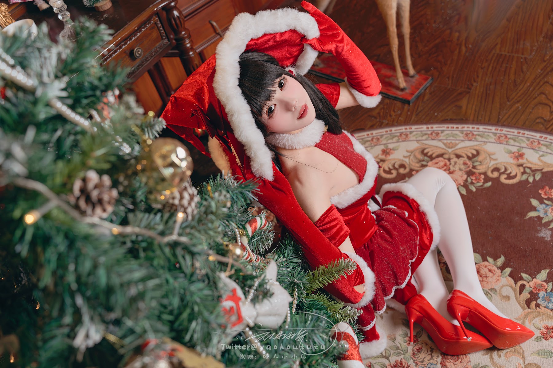 Coser@黏黏团子兔 – 魔女圣诞夜 - P20