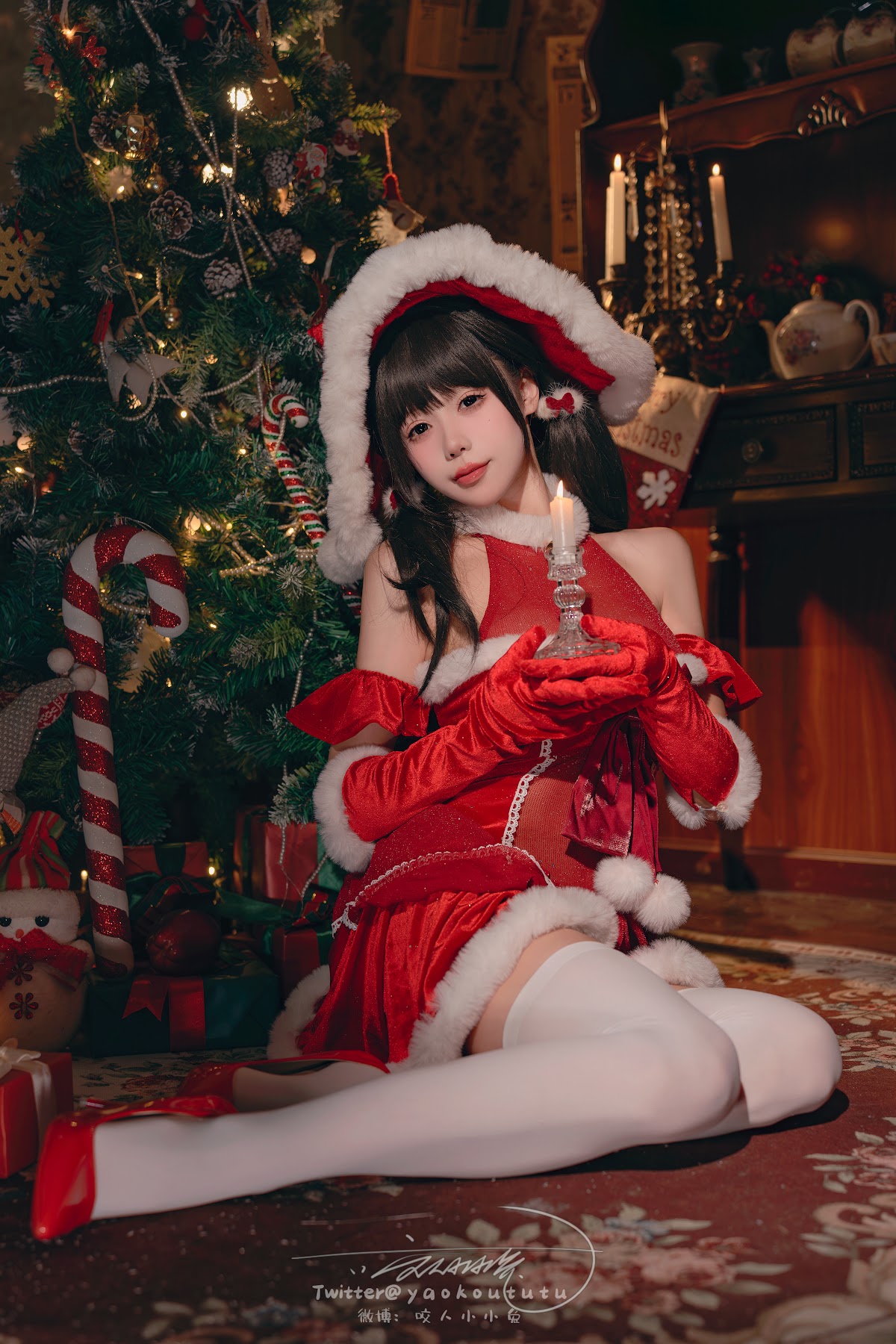 Coser@黏黏团子兔 – 魔女圣诞夜 - P29