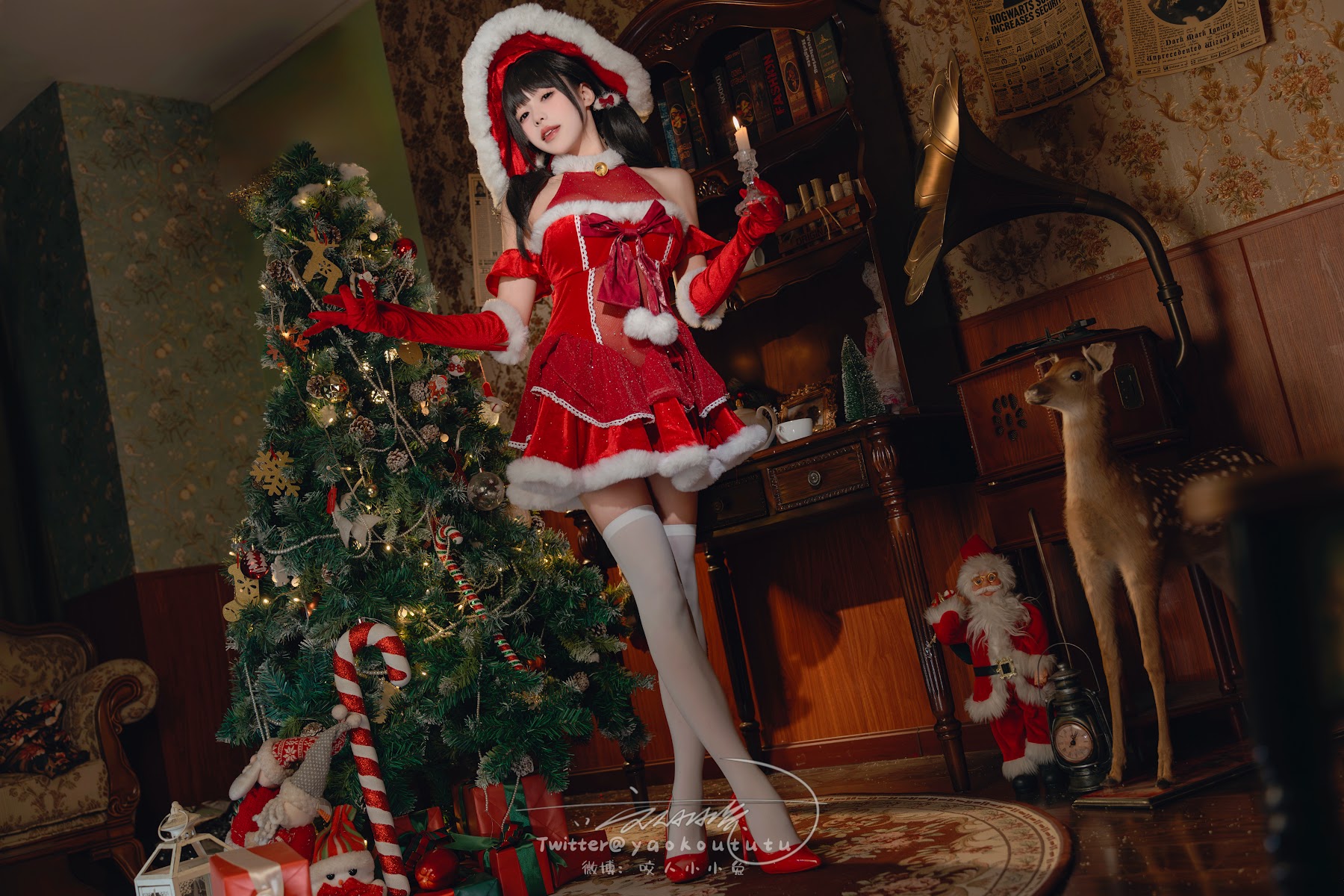 Coser@黏黏团子兔 – 魔女圣诞夜 - P35