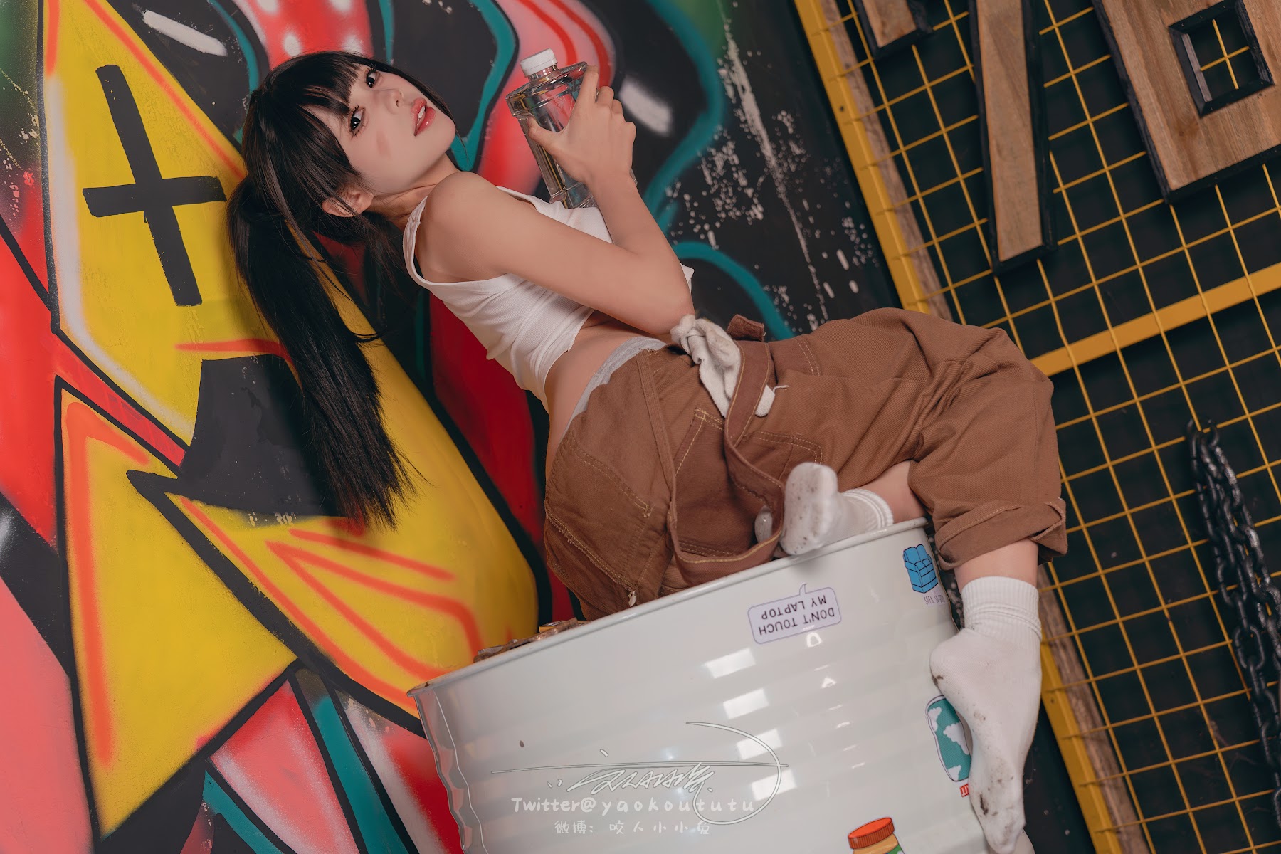 Coser@黏黏团子兔 – 机车修理工 Shake it - P35