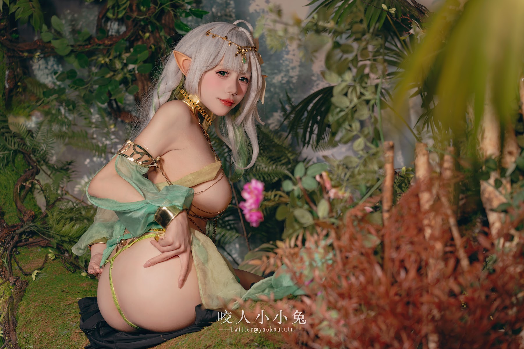Coser@黏黏团子兔 – 被遗忘的大慈树王 - P30