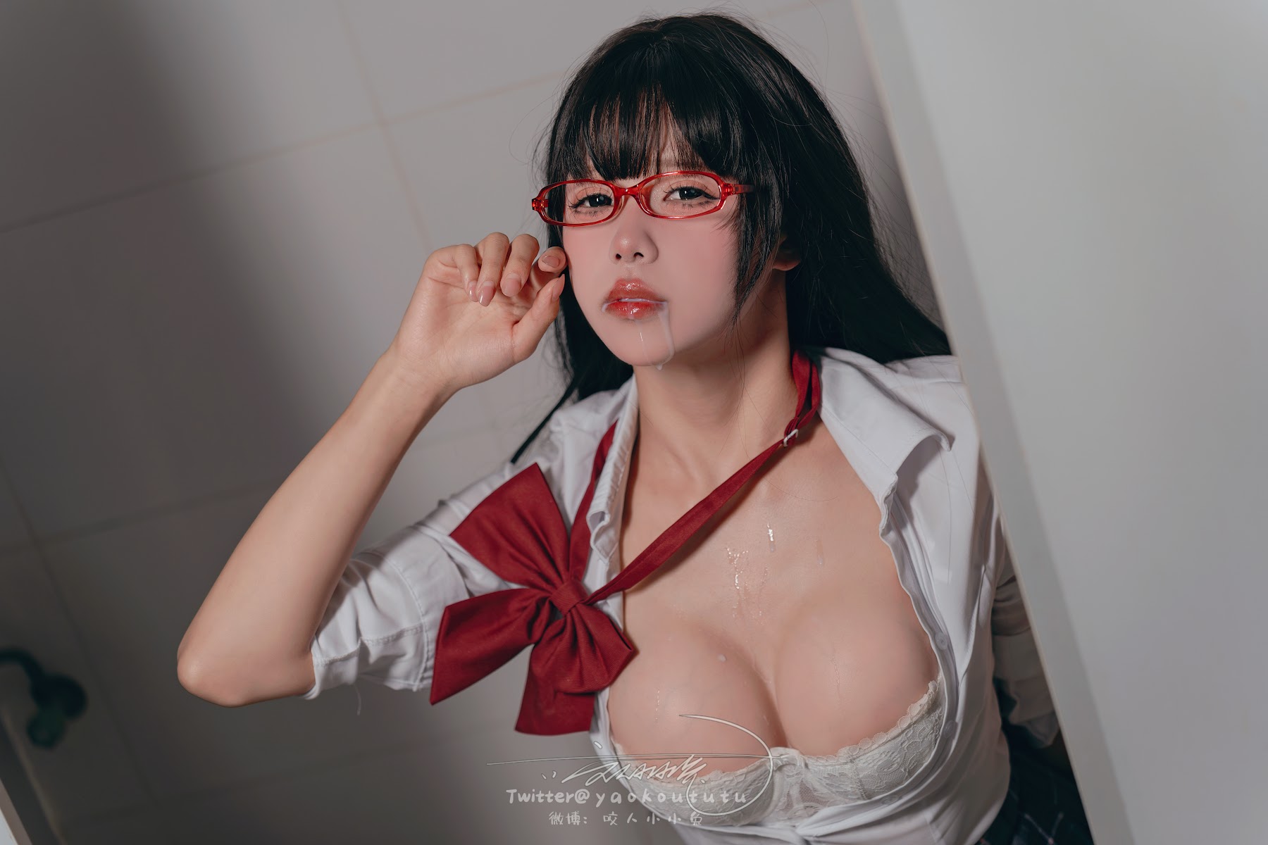 Coser@黏黏团子兔 – 电车惊魂& 期待 - P54