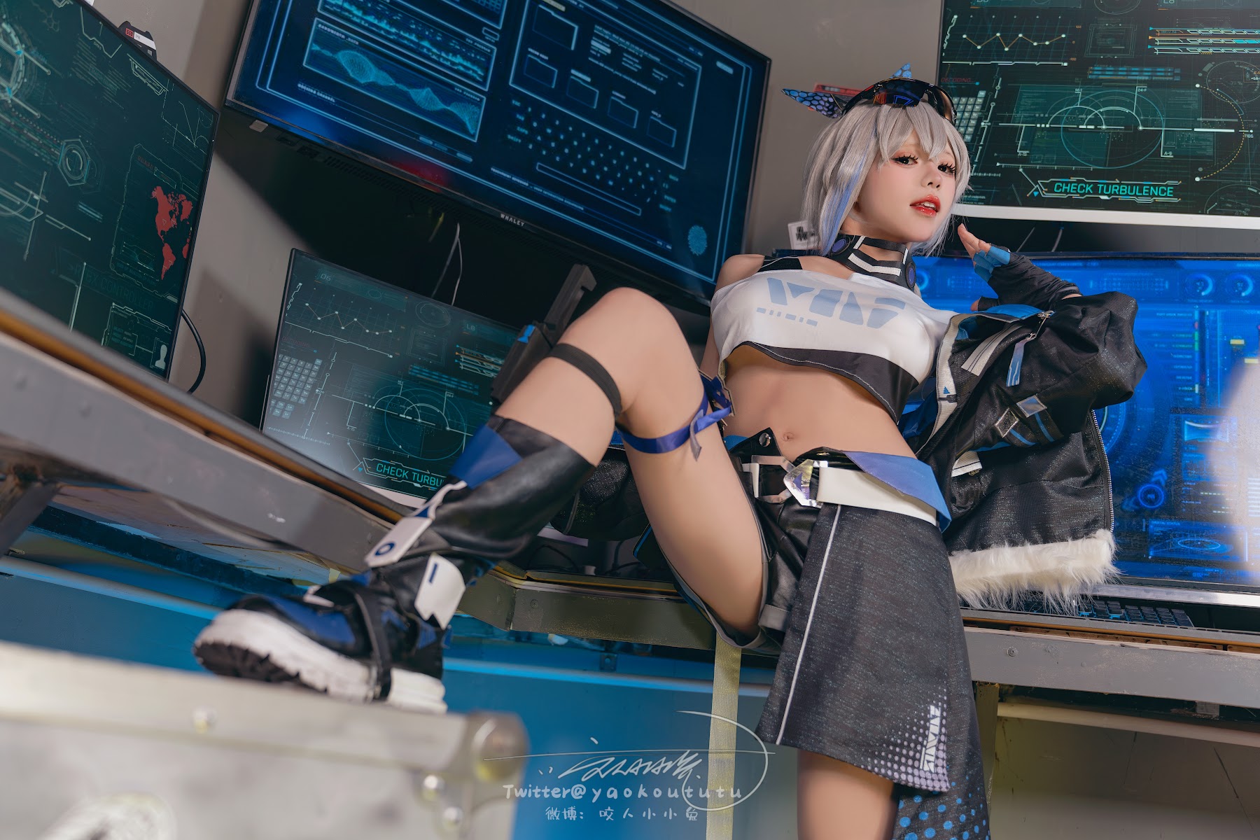 Coser@黏黏团子兔 – 崩铁·银狼Gentleman - P10
