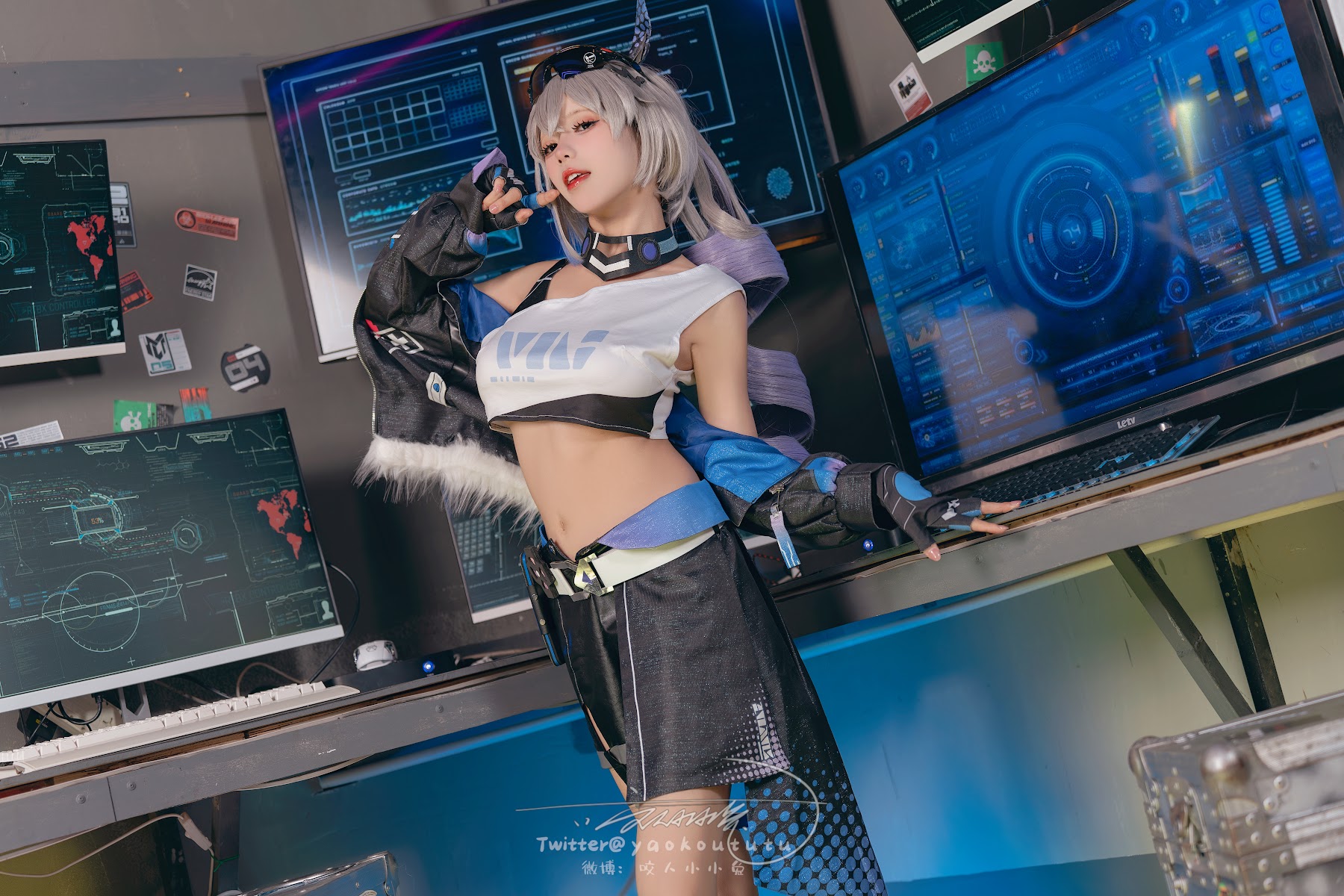 Coser@黏黏团子兔 – 崩铁·银狼Gentleman - P14