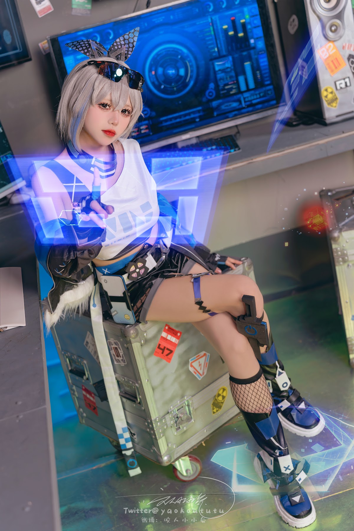 Coser@黏黏团子兔 – 崩铁·银狼Gentleman - P24