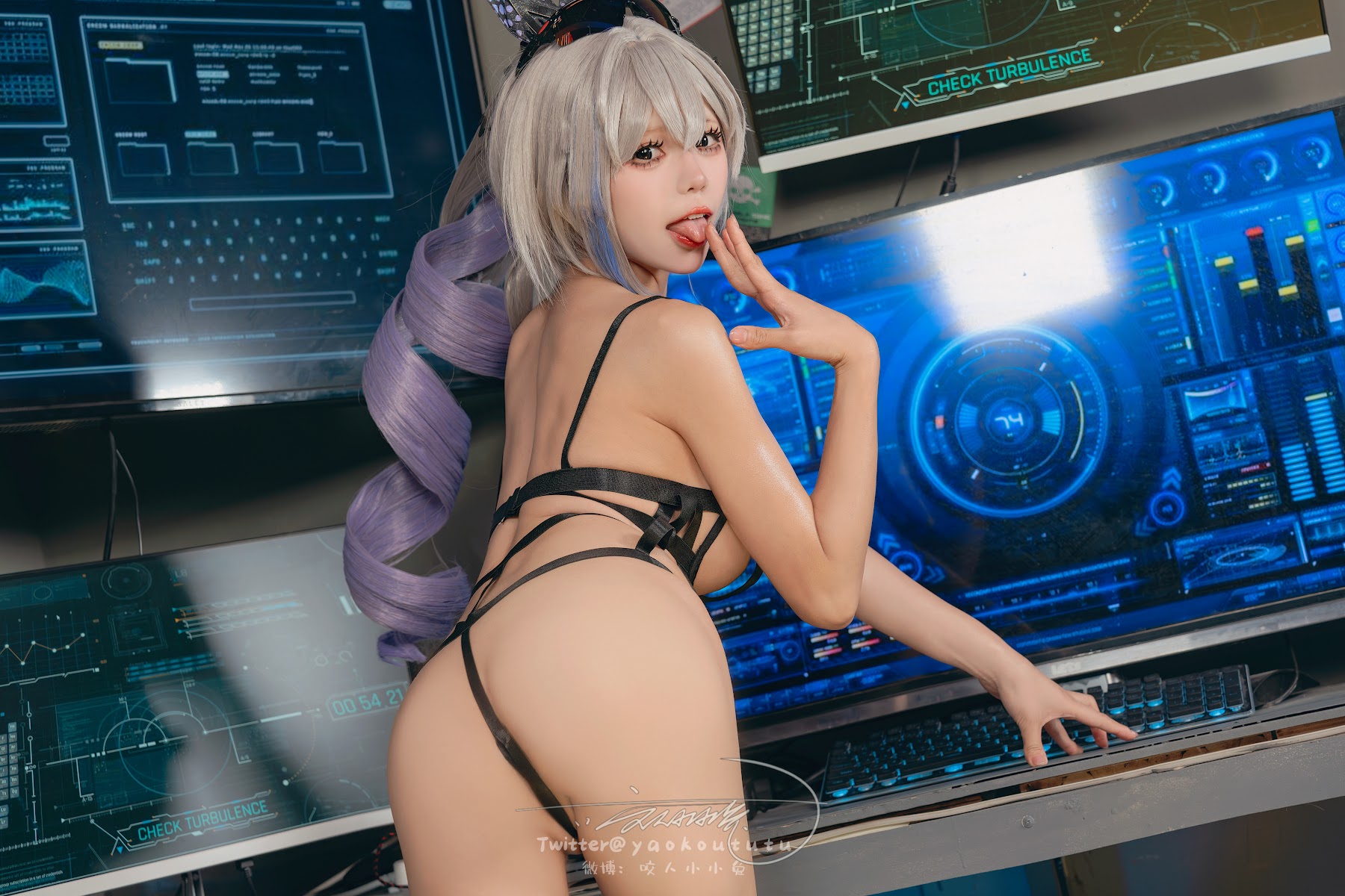 Coser@黏黏团子兔 – 崩铁·银狼Gentleman - P52