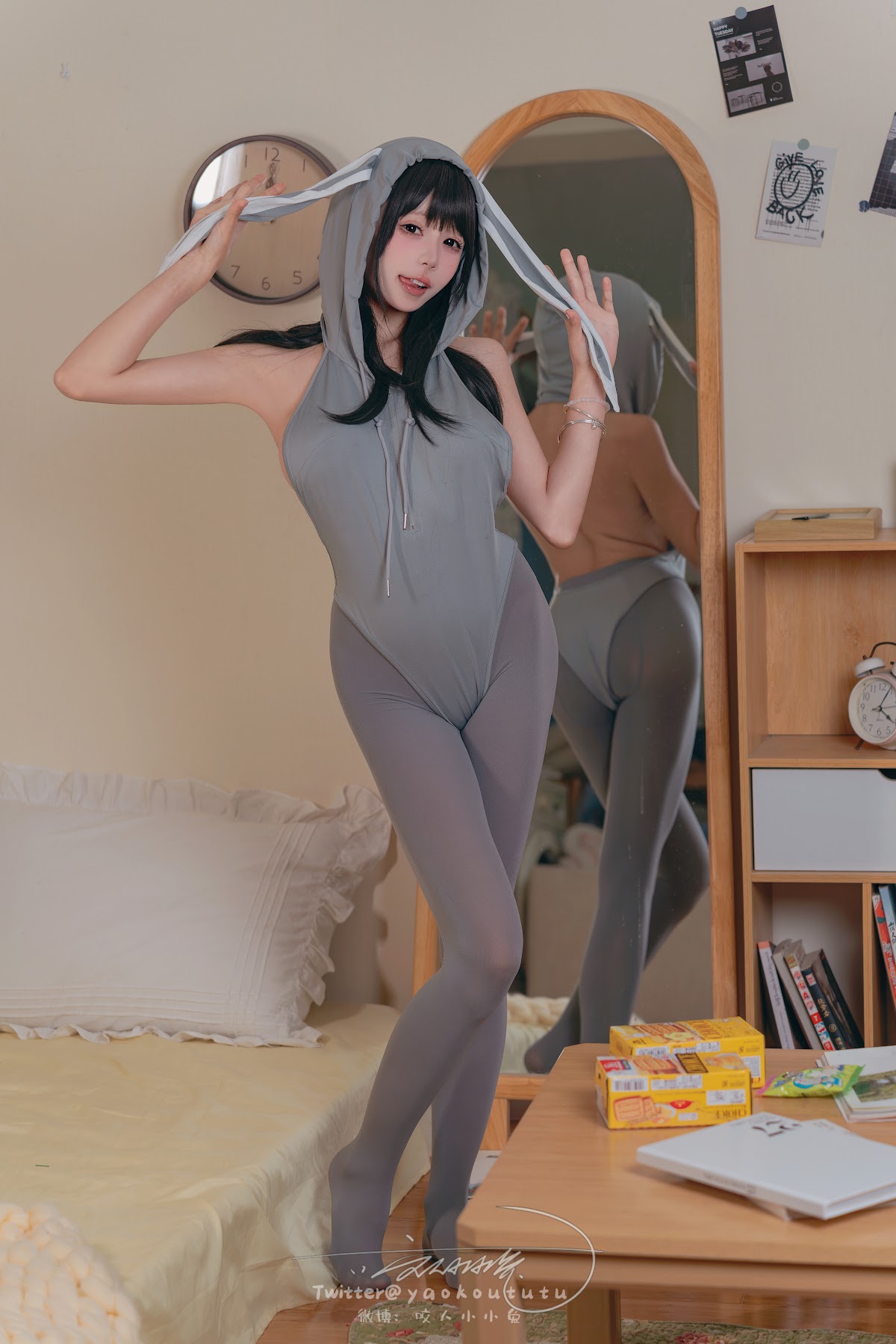 Coser@黏黏团子兔 – 小灰兔 - P1
