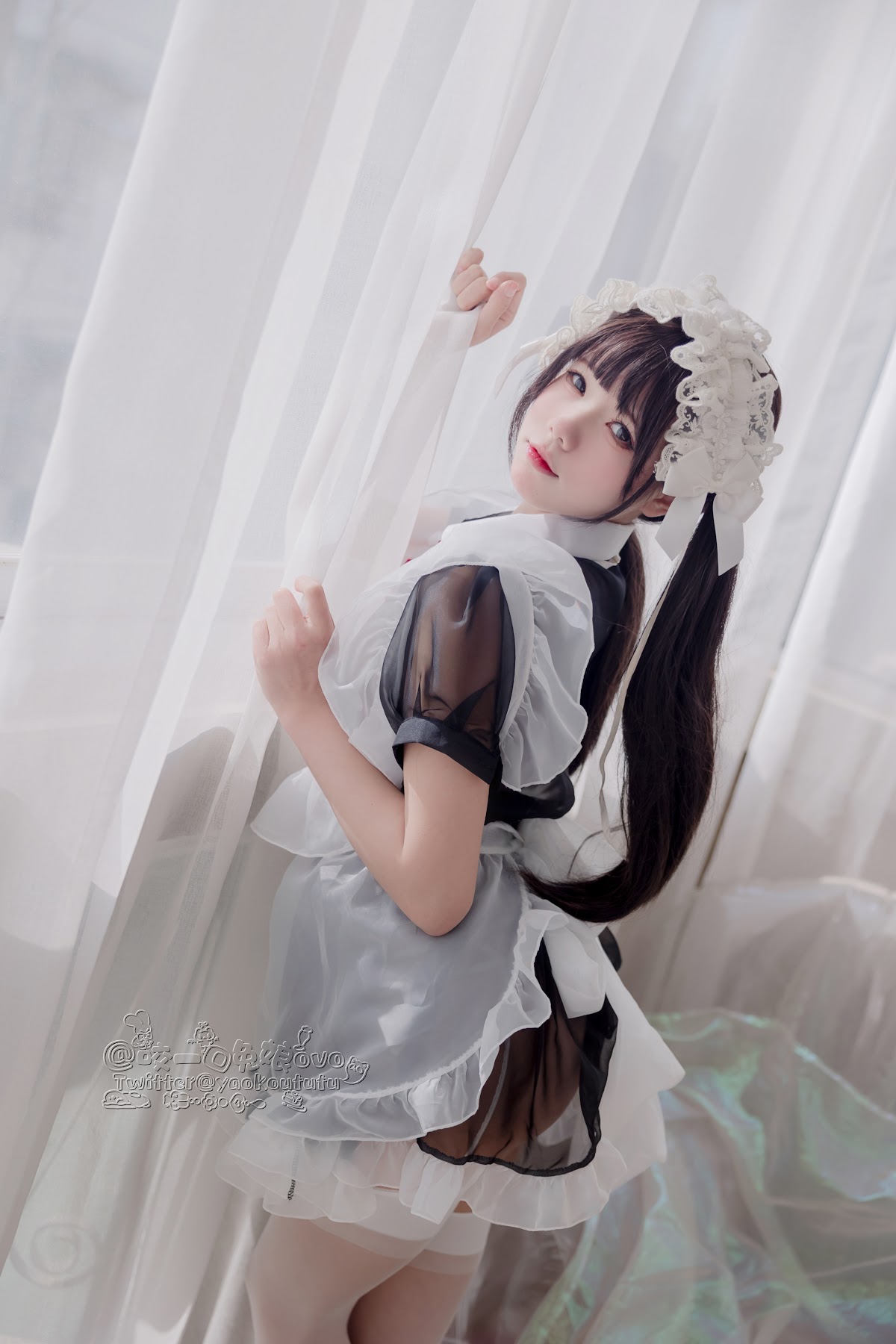 Coser@黏黏团子兔 – 黑白女仆 - P11