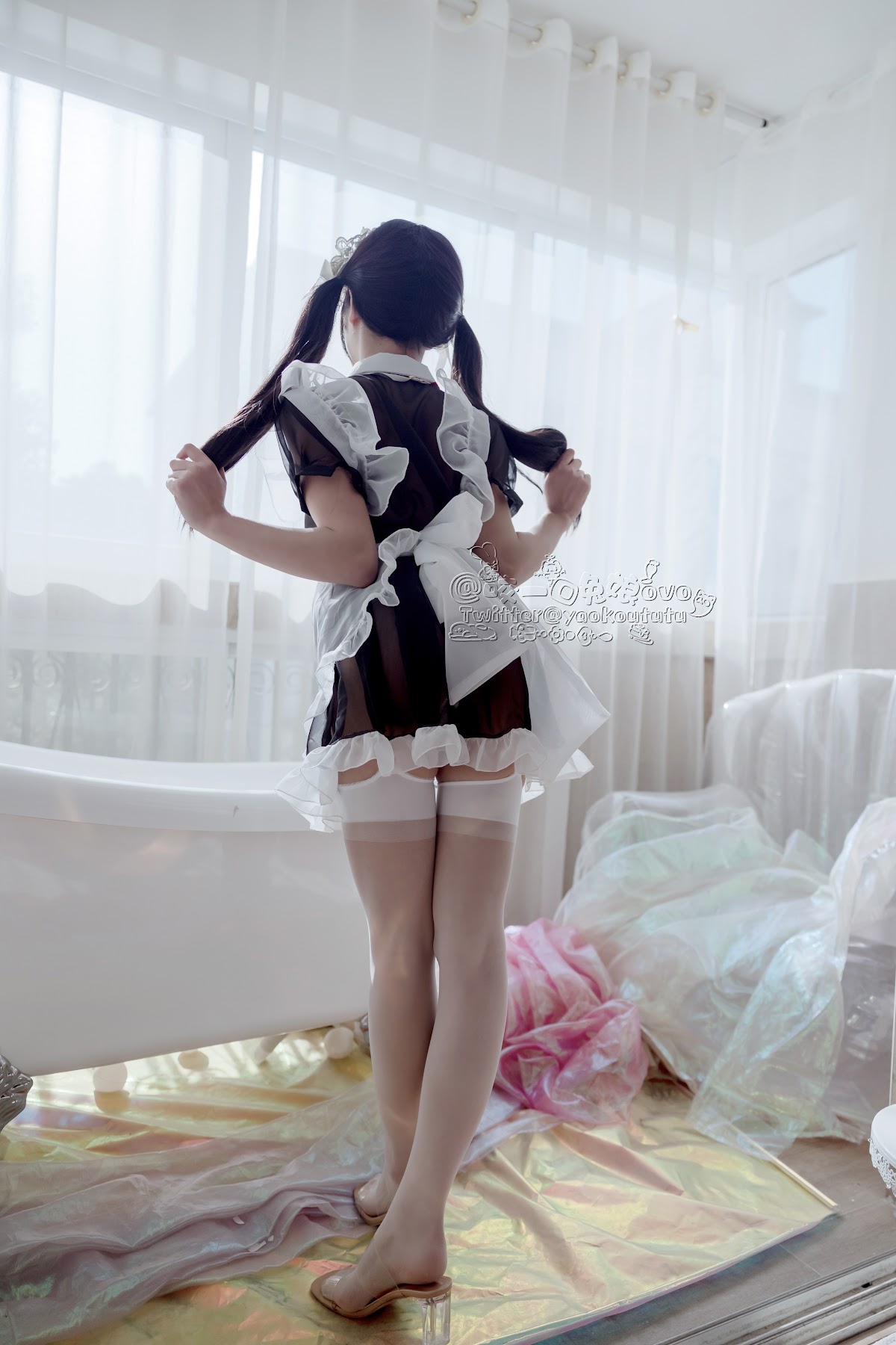 Coser@黏黏团子兔 – 黑白女仆 - P21