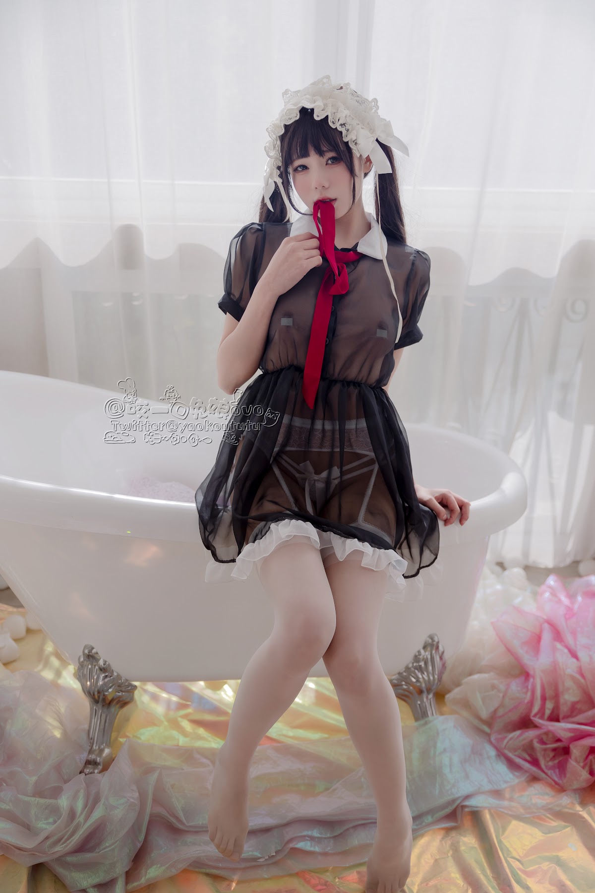 Coser@黏黏团子兔 – 黑白女仆 - P30