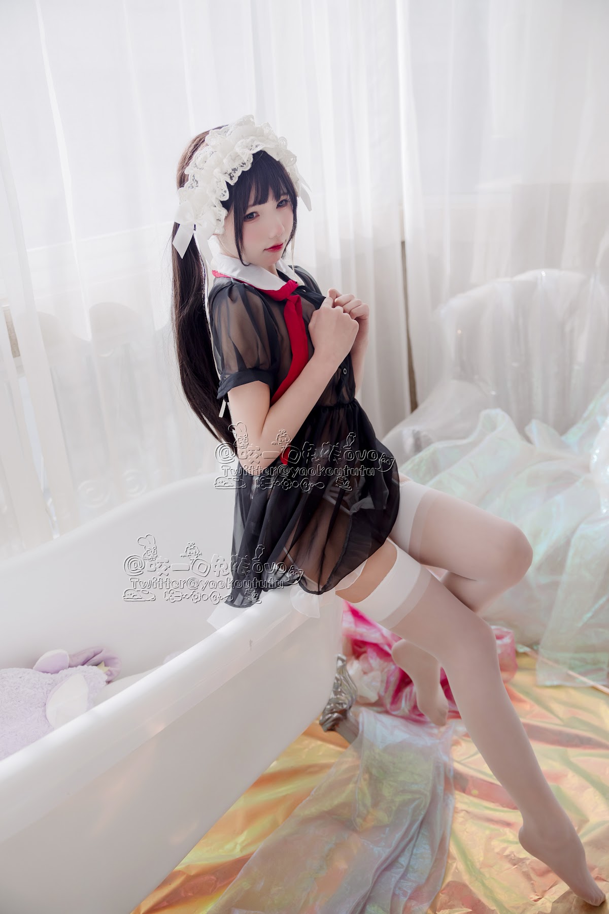 Coser@黏黏团子兔 – 黑白女仆 - P33
