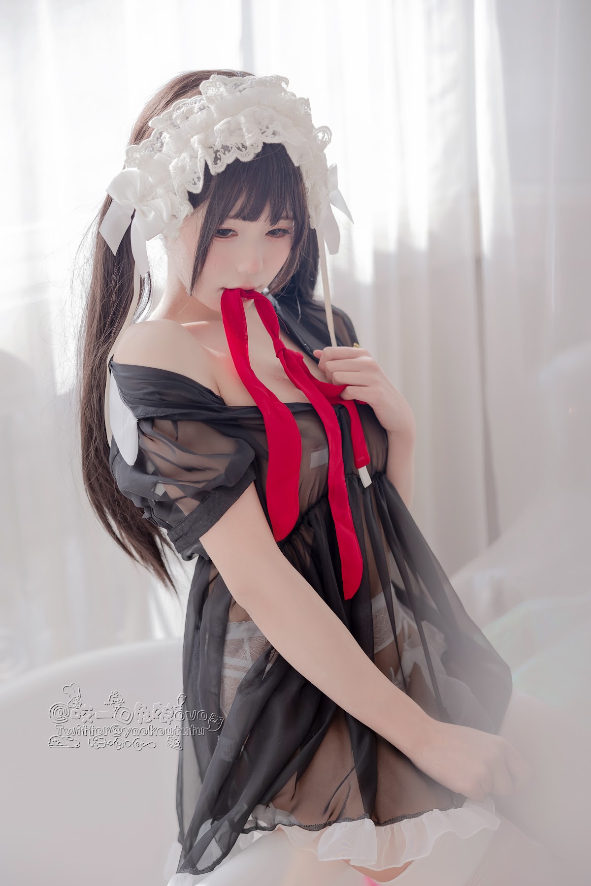 Coser@黏黏团子兔 – 黑白女仆 - P34