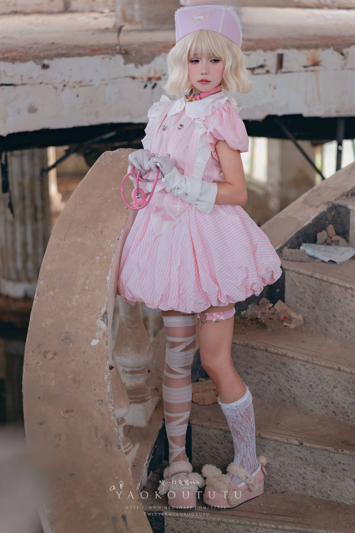 Coser@黏黏团子兔 – 遗失病栋&小花仙 - P10