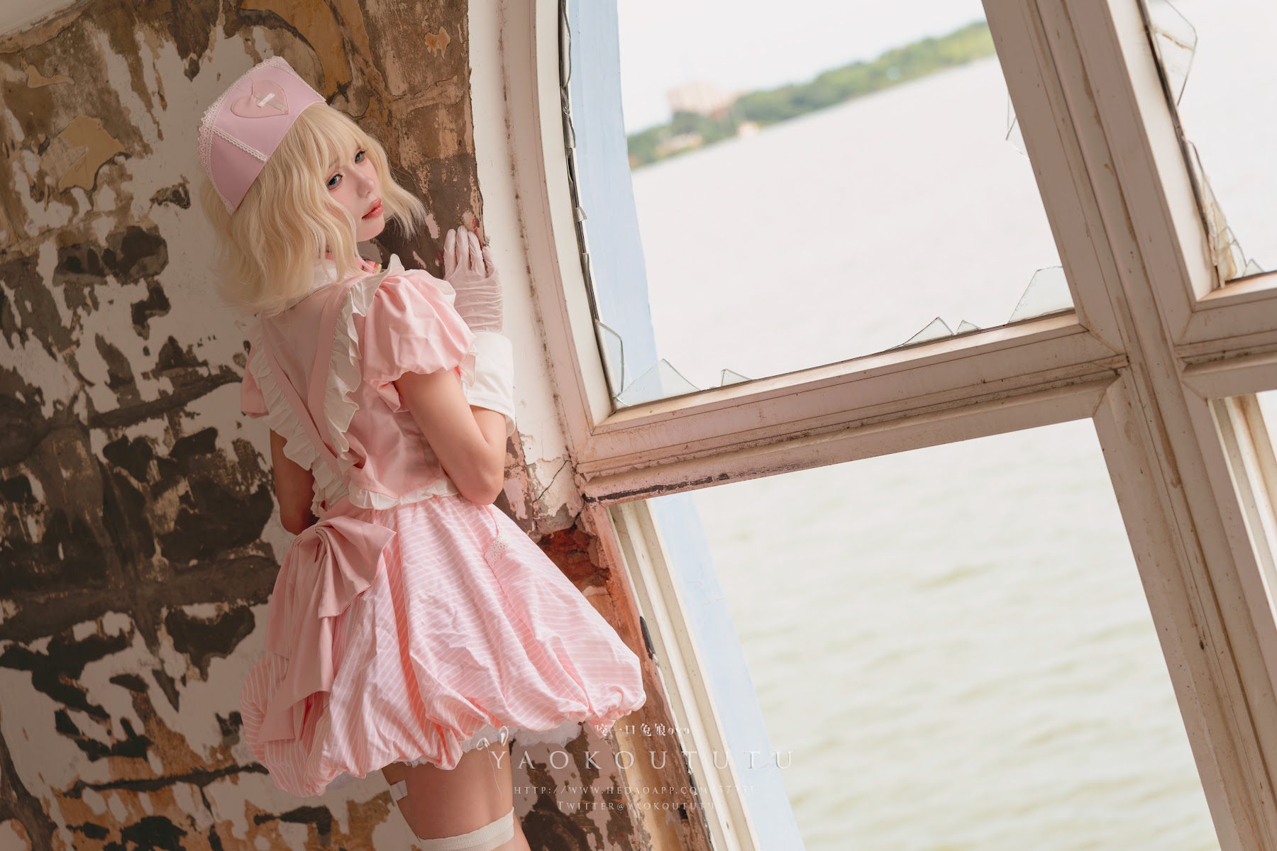 Coser@黏黏团子兔 – 遗失病栋&小花仙 - P13