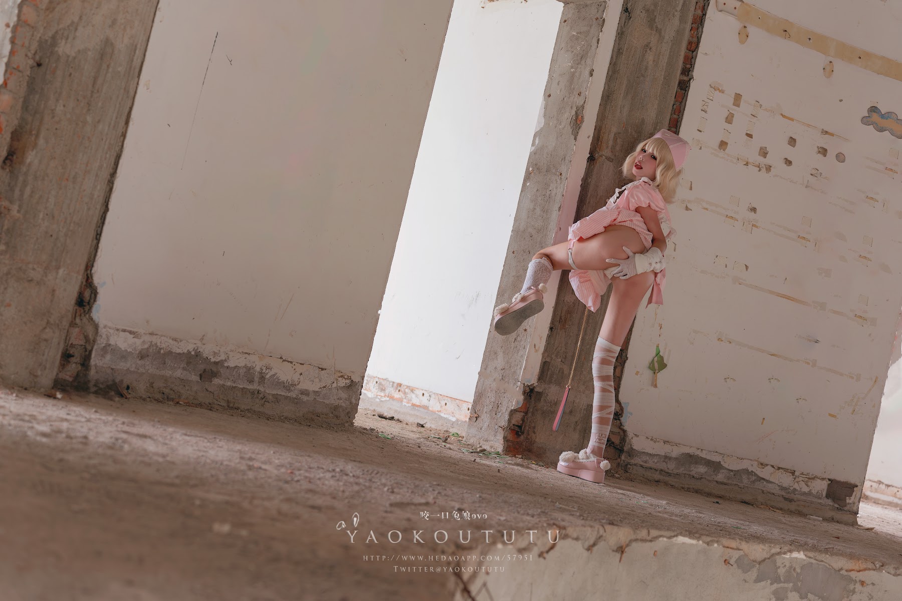Coser@黏黏团子兔 – 遗失病栋&小花仙 - P19