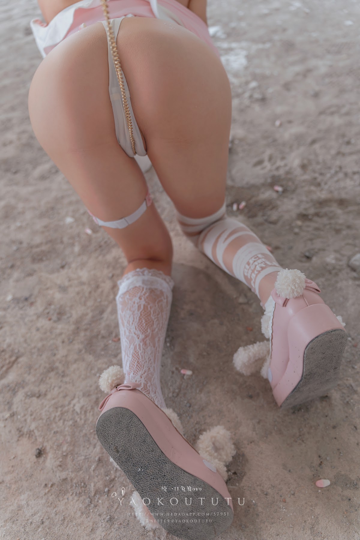 Coser@黏黏团子兔 – 遗失病栋&小花仙 - P38
