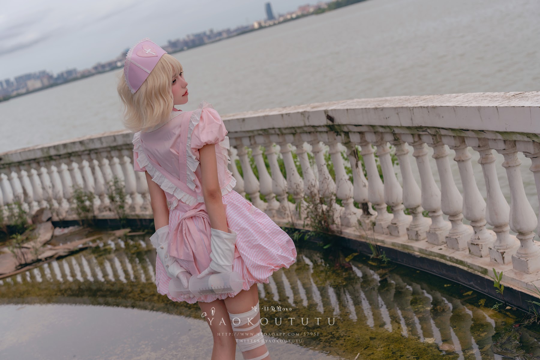 Coser@黏黏团子兔 – 遗失病栋&小花仙 - P50