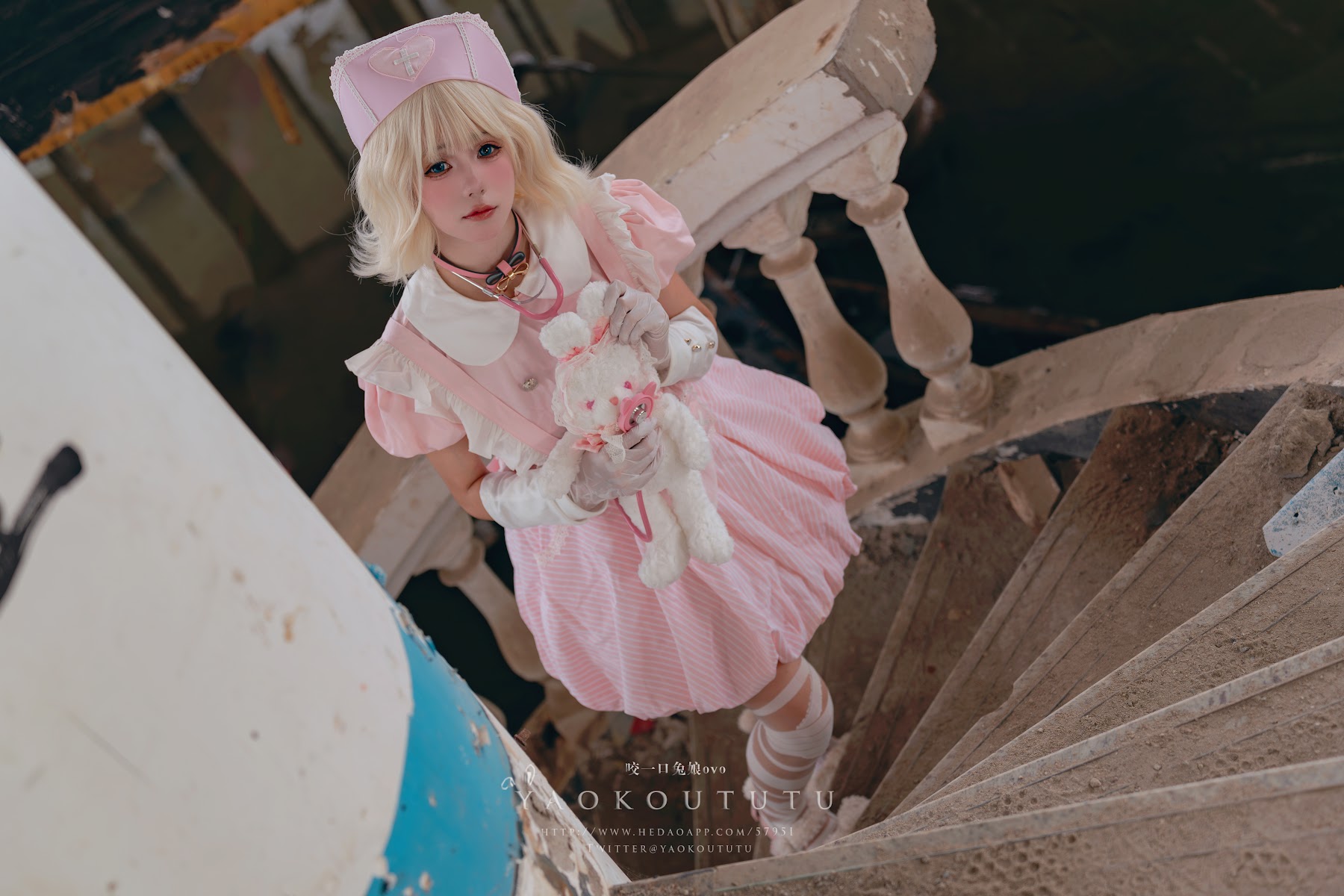 Coser@黏黏团子兔 – 遗失病栋&小花仙 - P53