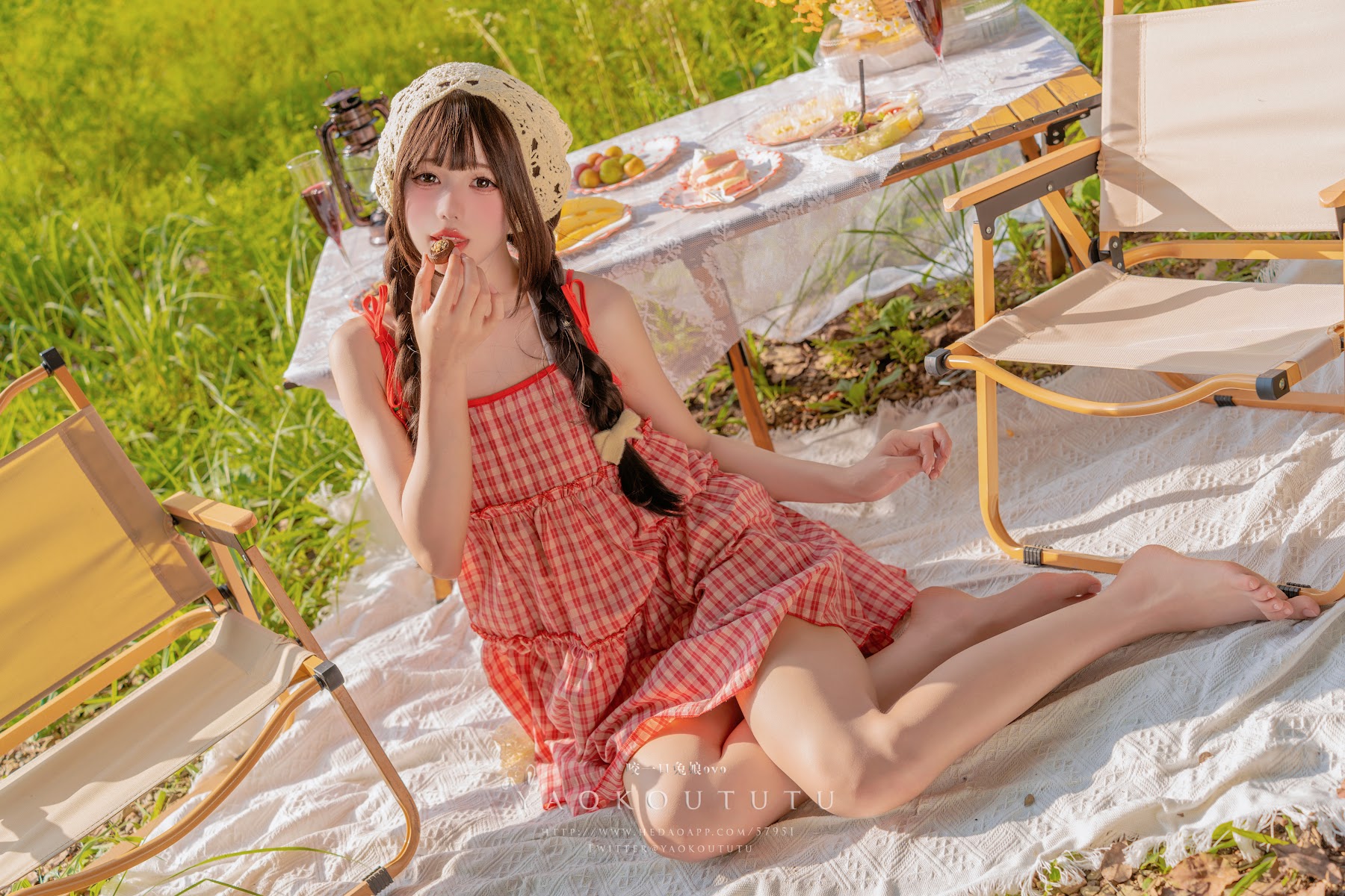 Coser@黏黏团子兔 – 绿野茶会 Lovesick Girls - P36